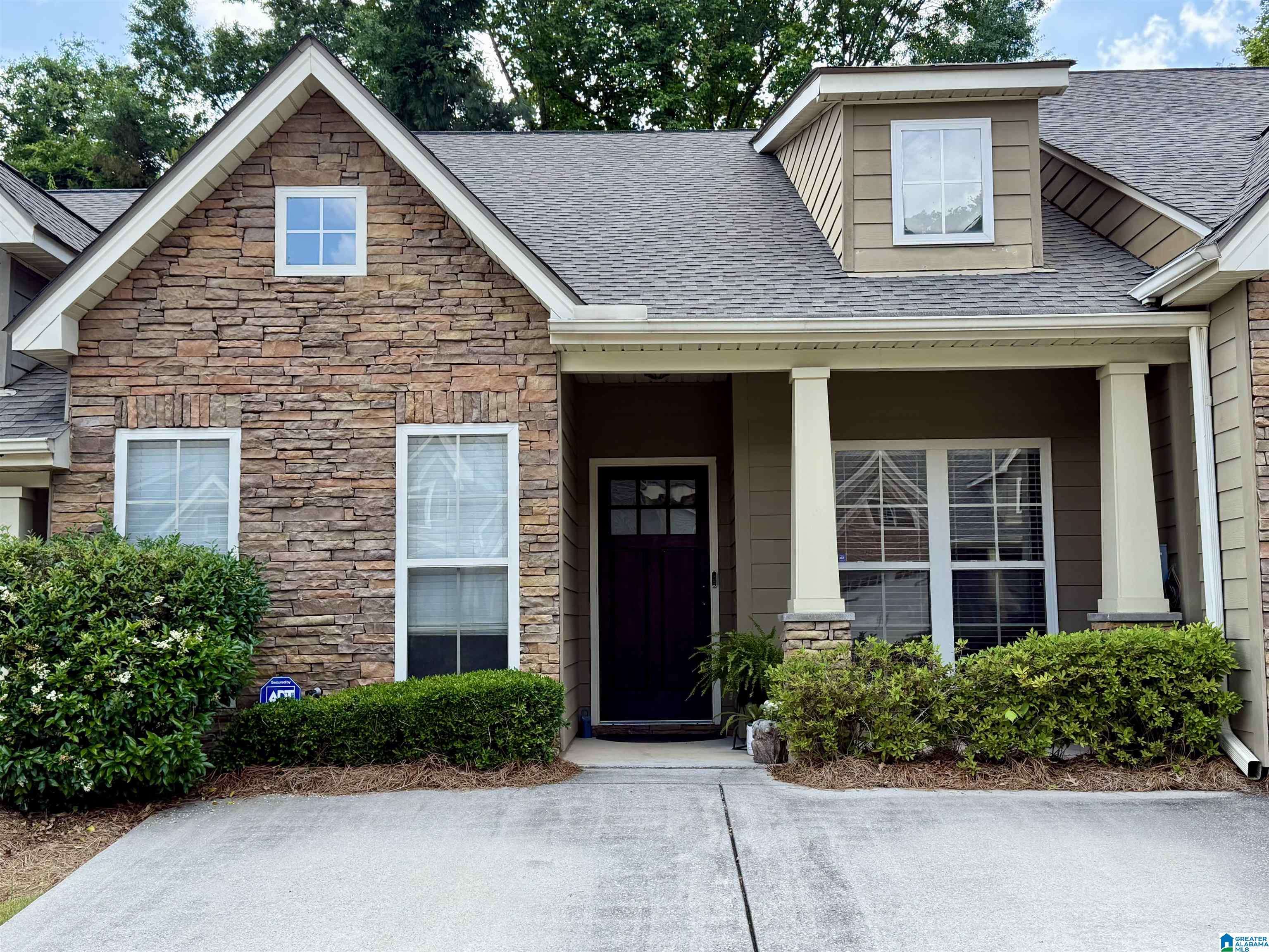 Birmingham, AL 35216,3915 RIVER POINTE LANE #2