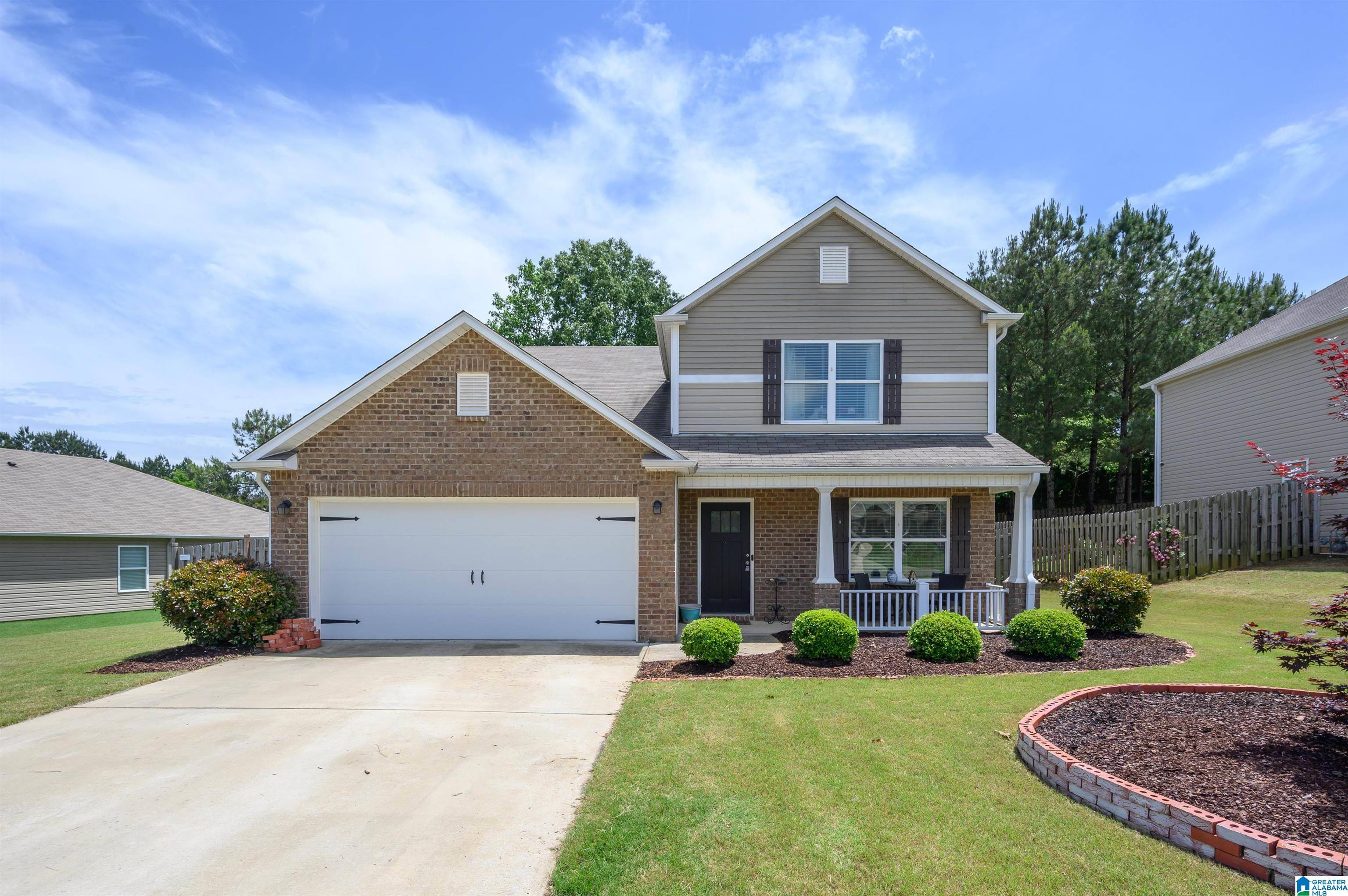 Chelsea, AL 35043,808 HUNTINGTON TRACE