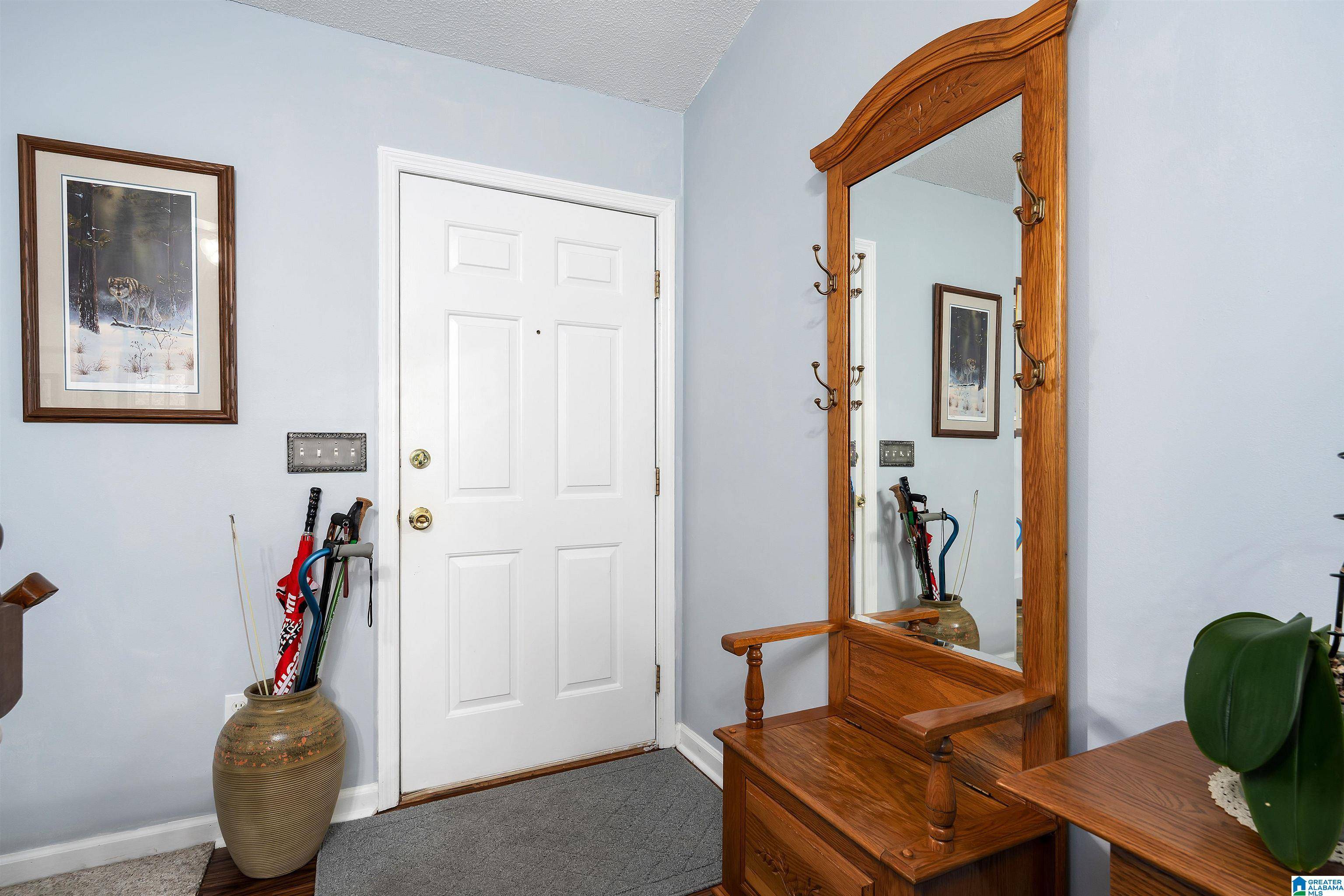 Trussville, AL 35173,116 TWIN LAKES ROAD