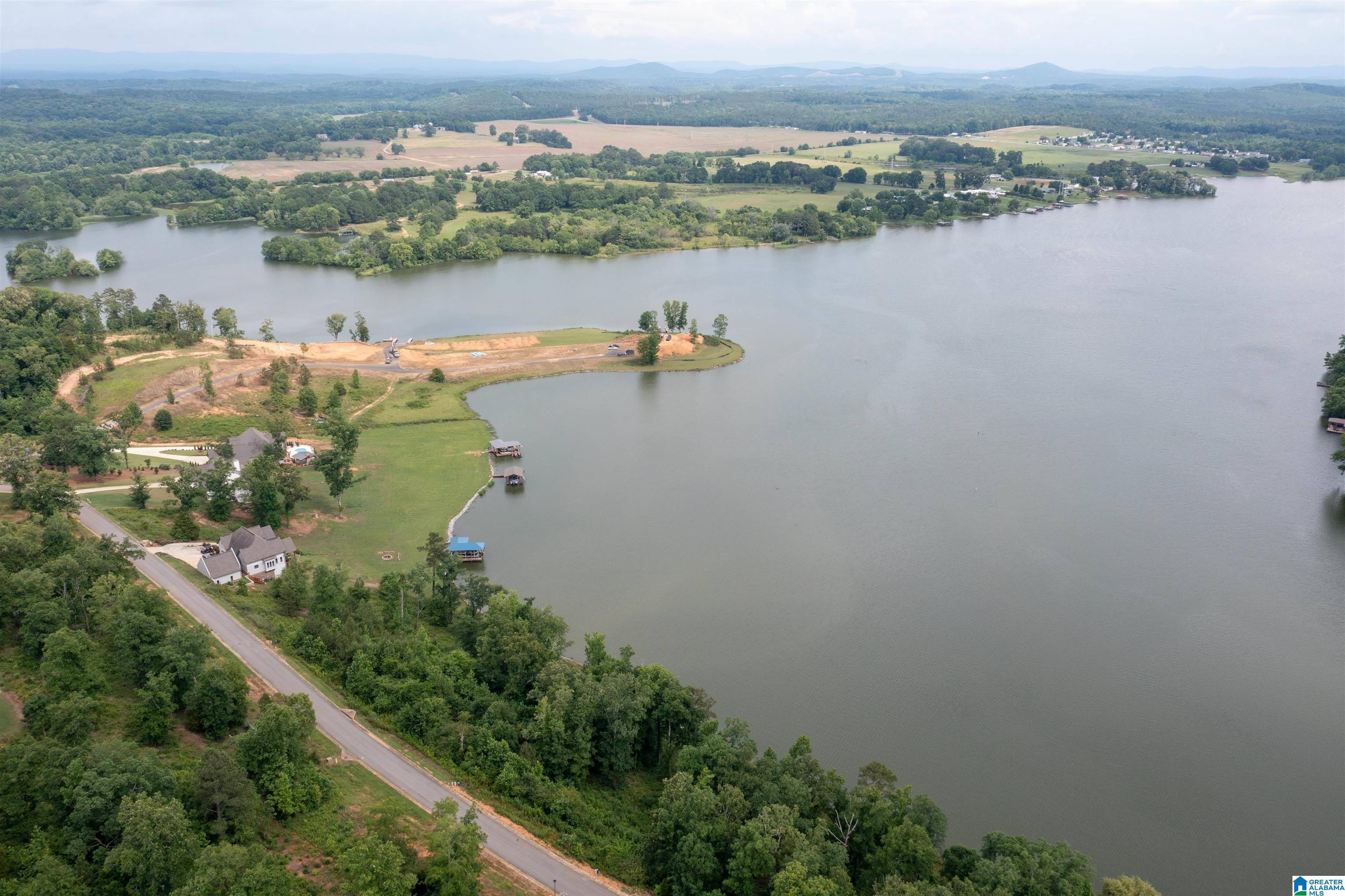 Lincoln, AL 35096,270 LAKE POINTE DRIVE #210