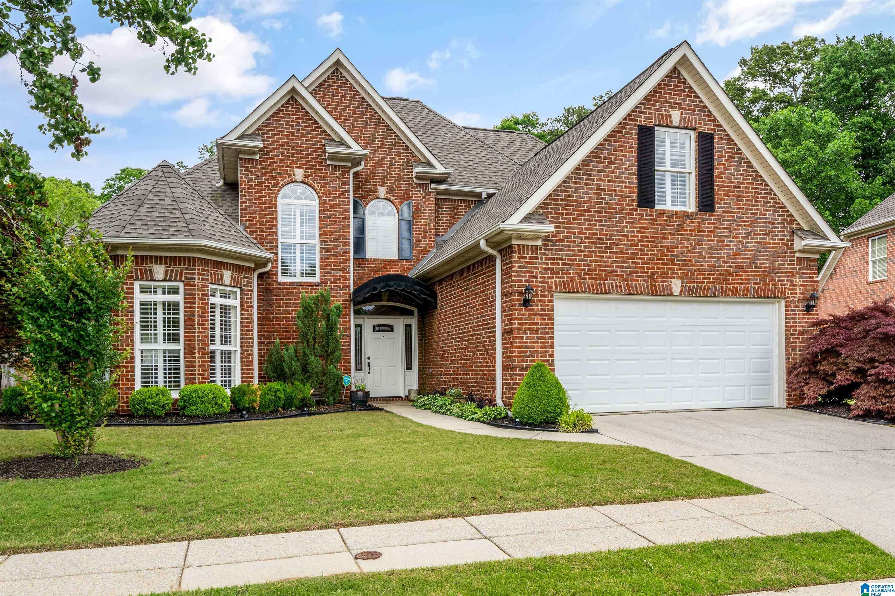 Birmingham, AL 35242,537 THORN BERRY LANE