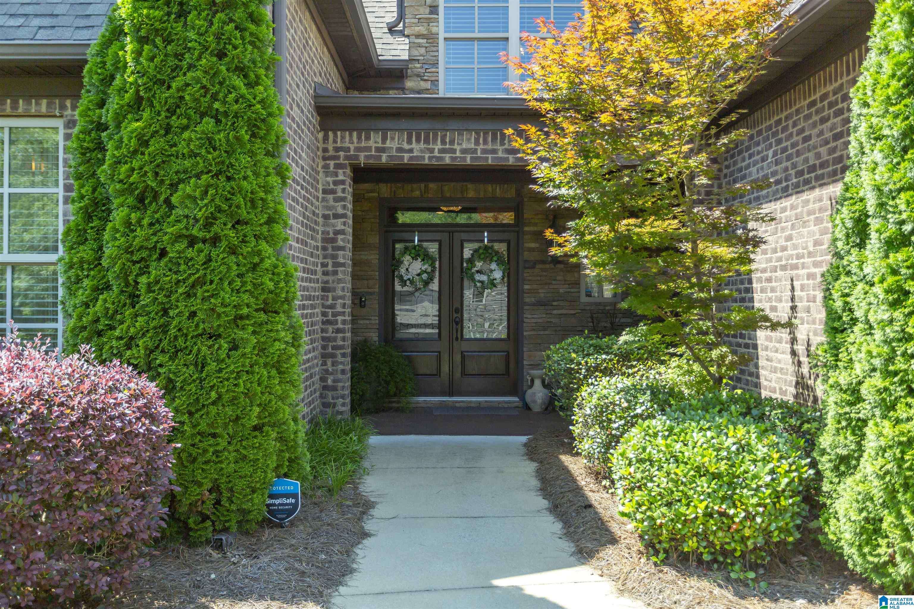 Pelham, AL 35124,184 GREY OAKS COURT