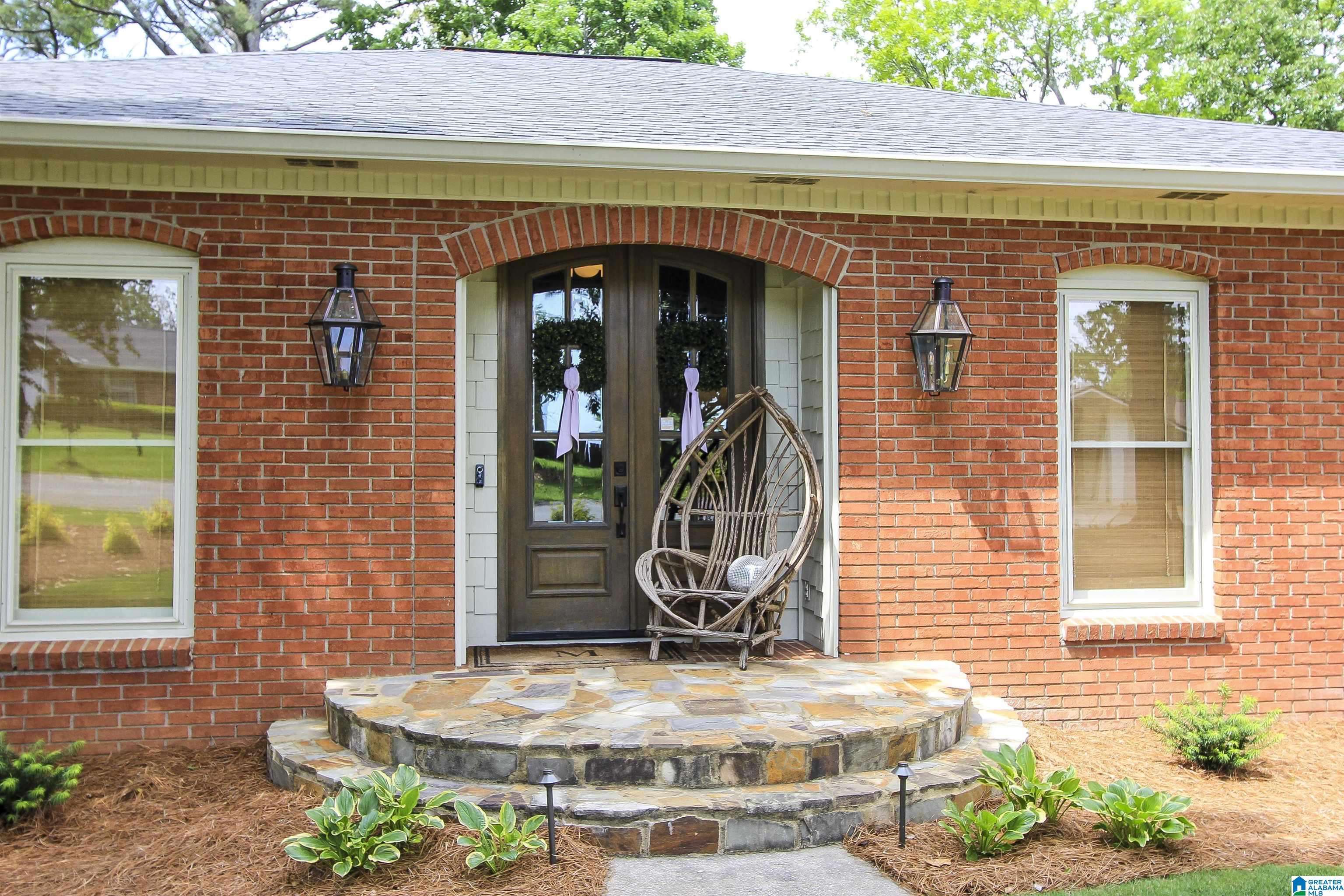 Anniston, AL 36207,5 CHRISTOPHER WAY