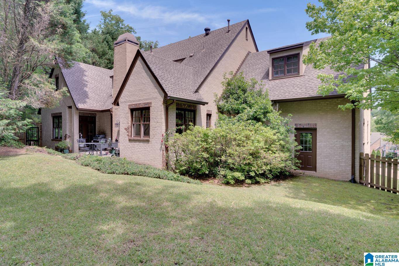 Hoover, AL 35226,364 STONE BROOK CIRCLE