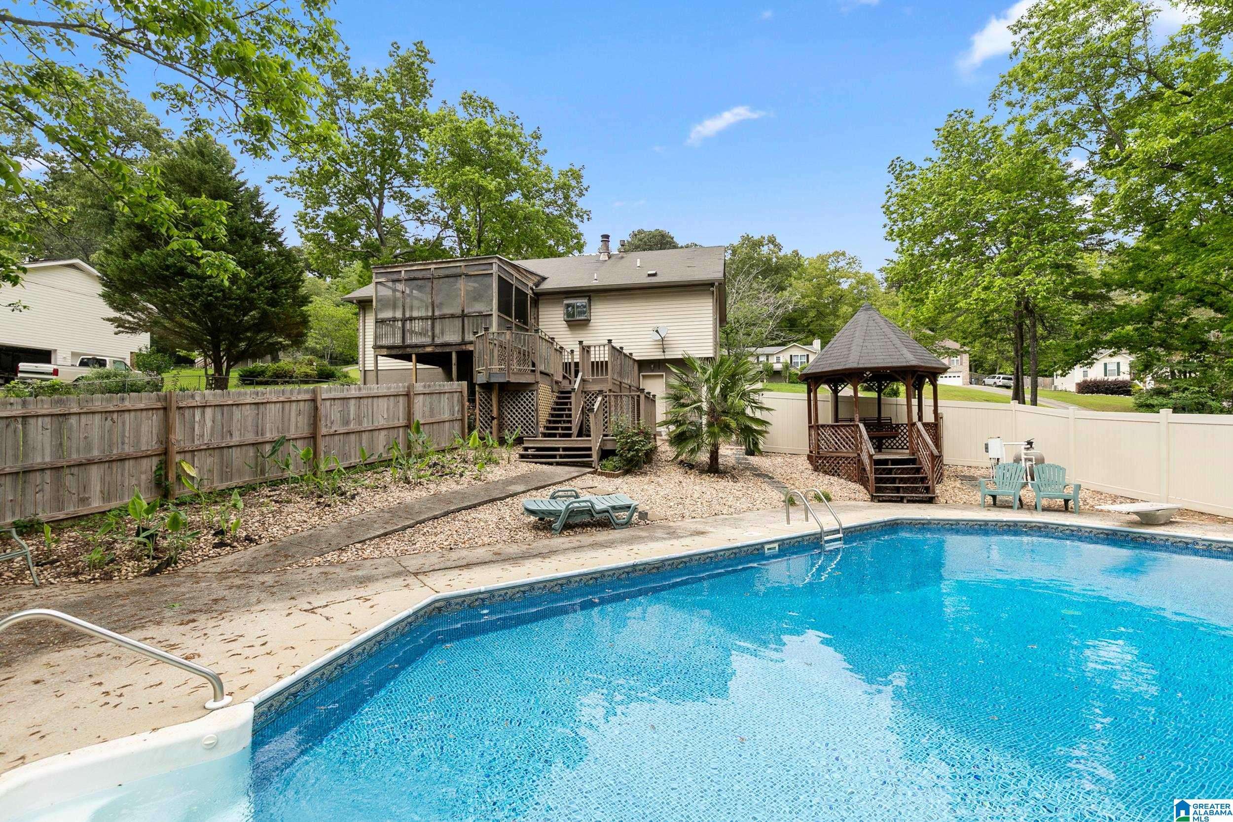 Trussville, AL 35173,214 ASH CIRCLE