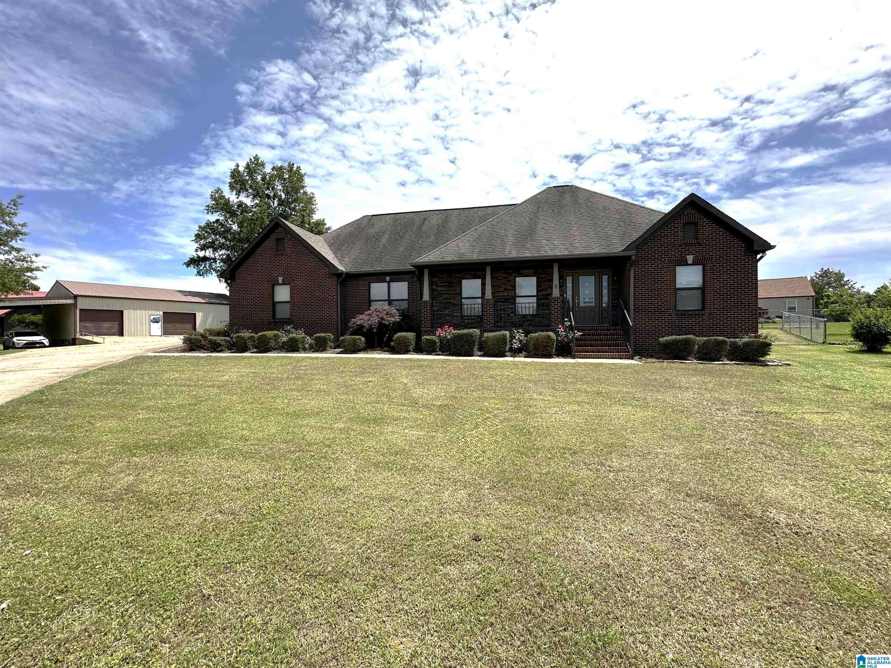 Bessemer, AL 35023,1612 KERRY DRIVE