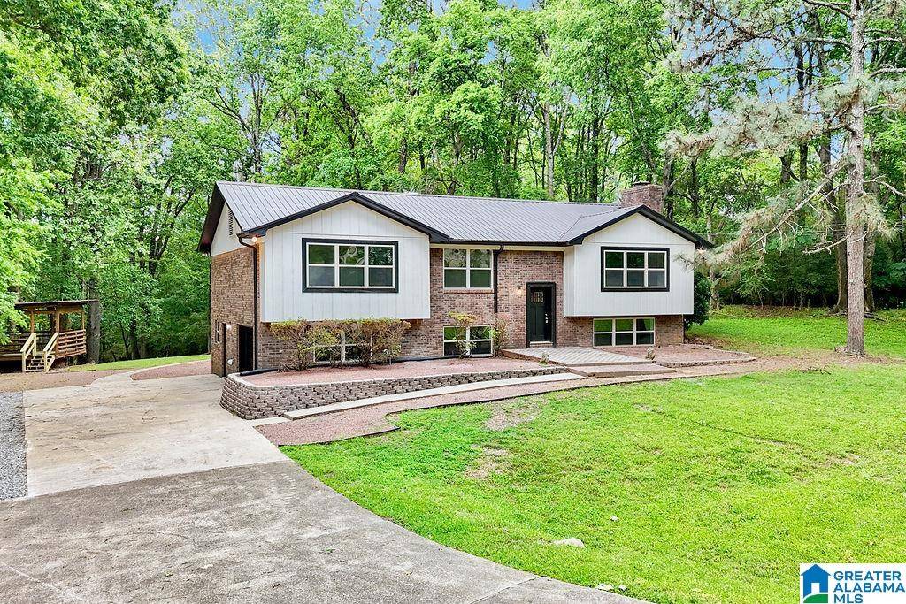 Pleasant Grove, AL 35127,225 7TH AVENUE