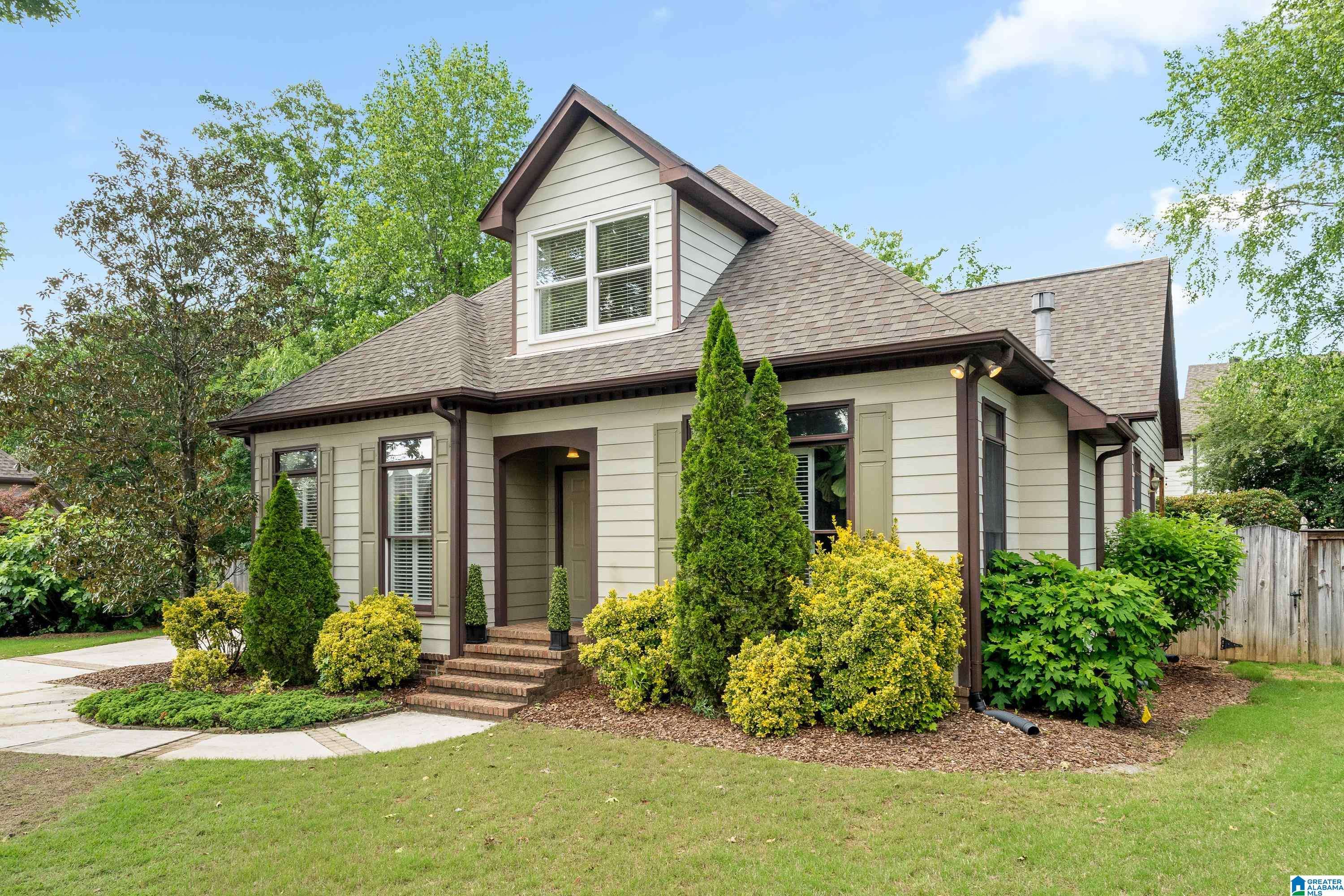 Vestavia Hills, AL 35243,3216 PAIGE LANE