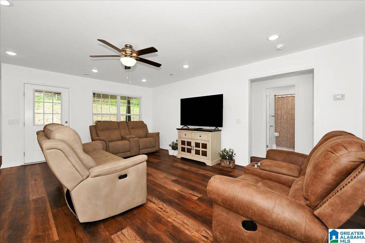 Cullman, AL 35057,239 DOSS ROAD