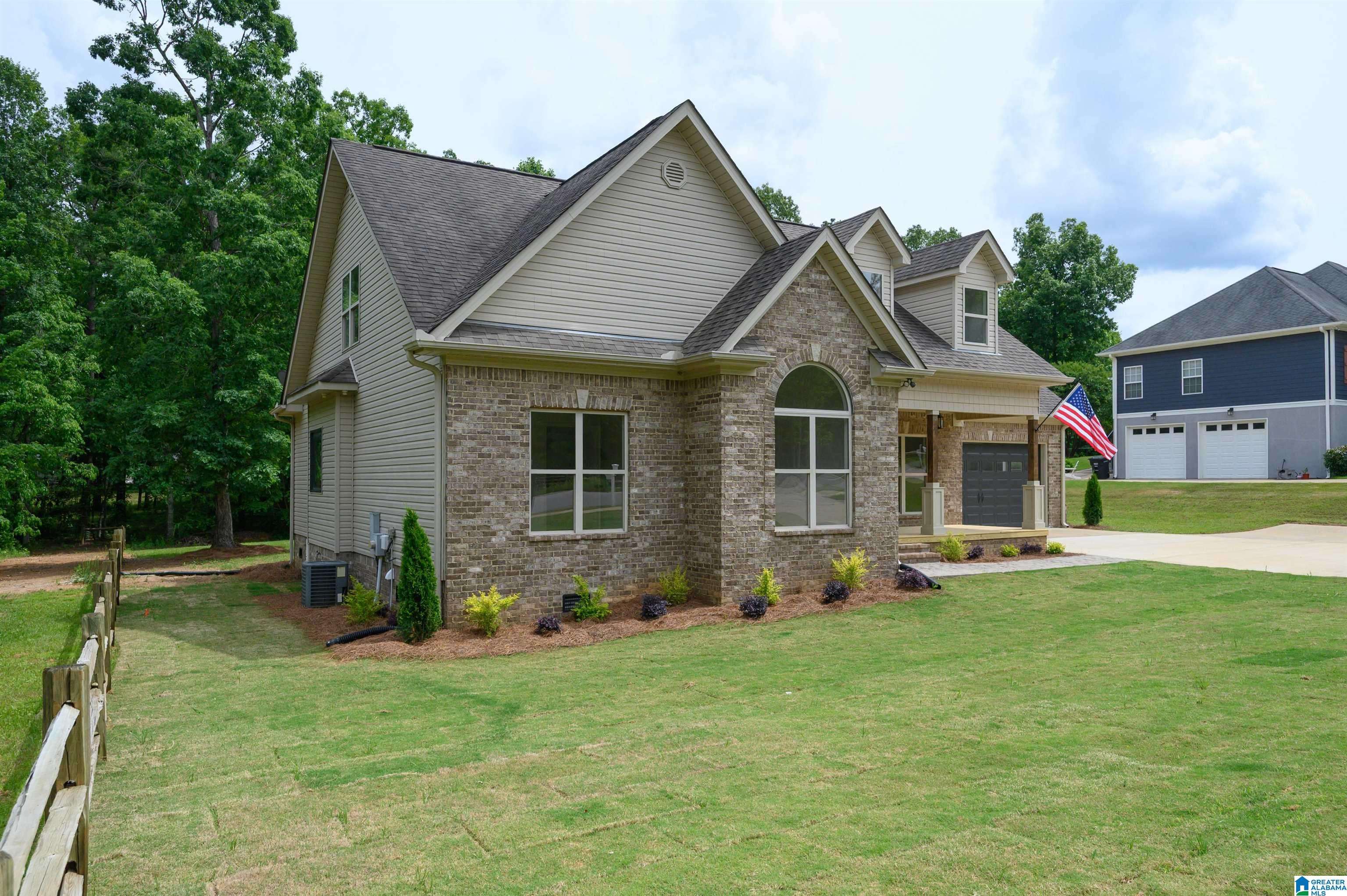 Vincent, AL 35178,136 THATCHER DRIVE