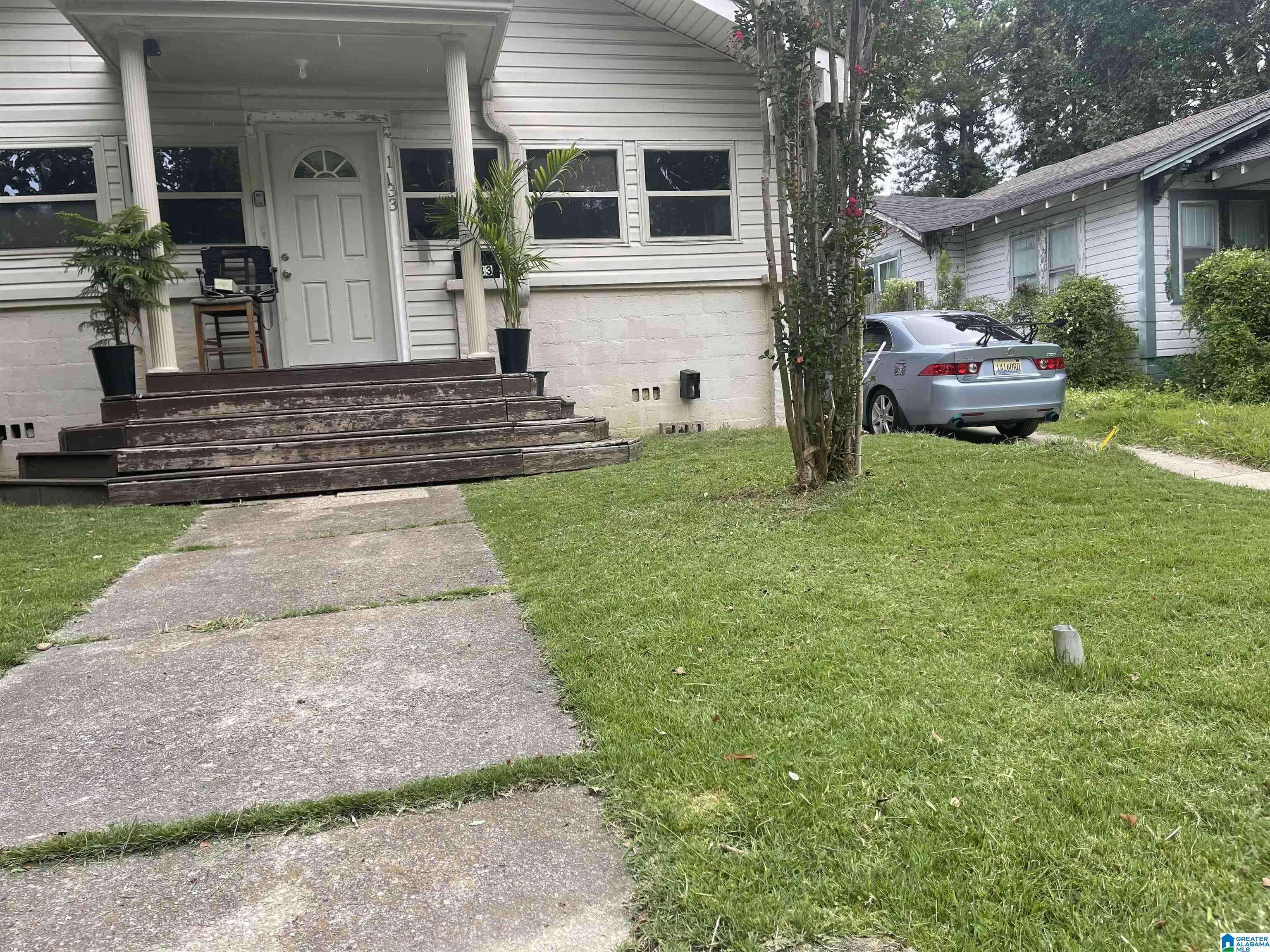 Tarrant, AL 35217,1133 FOREST STREET