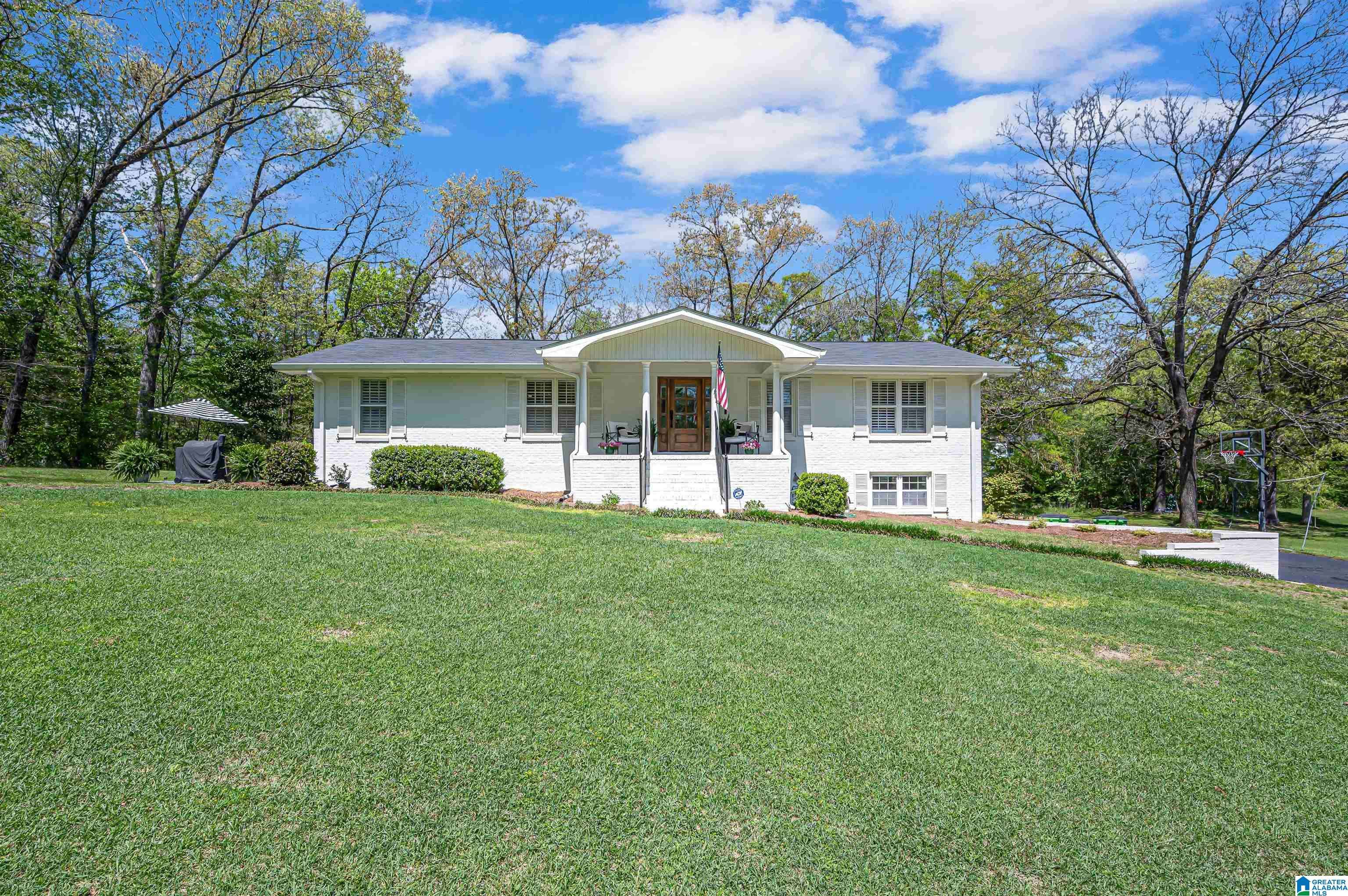 Leeds, AL 35094,7050 GREENWOOD LANE
