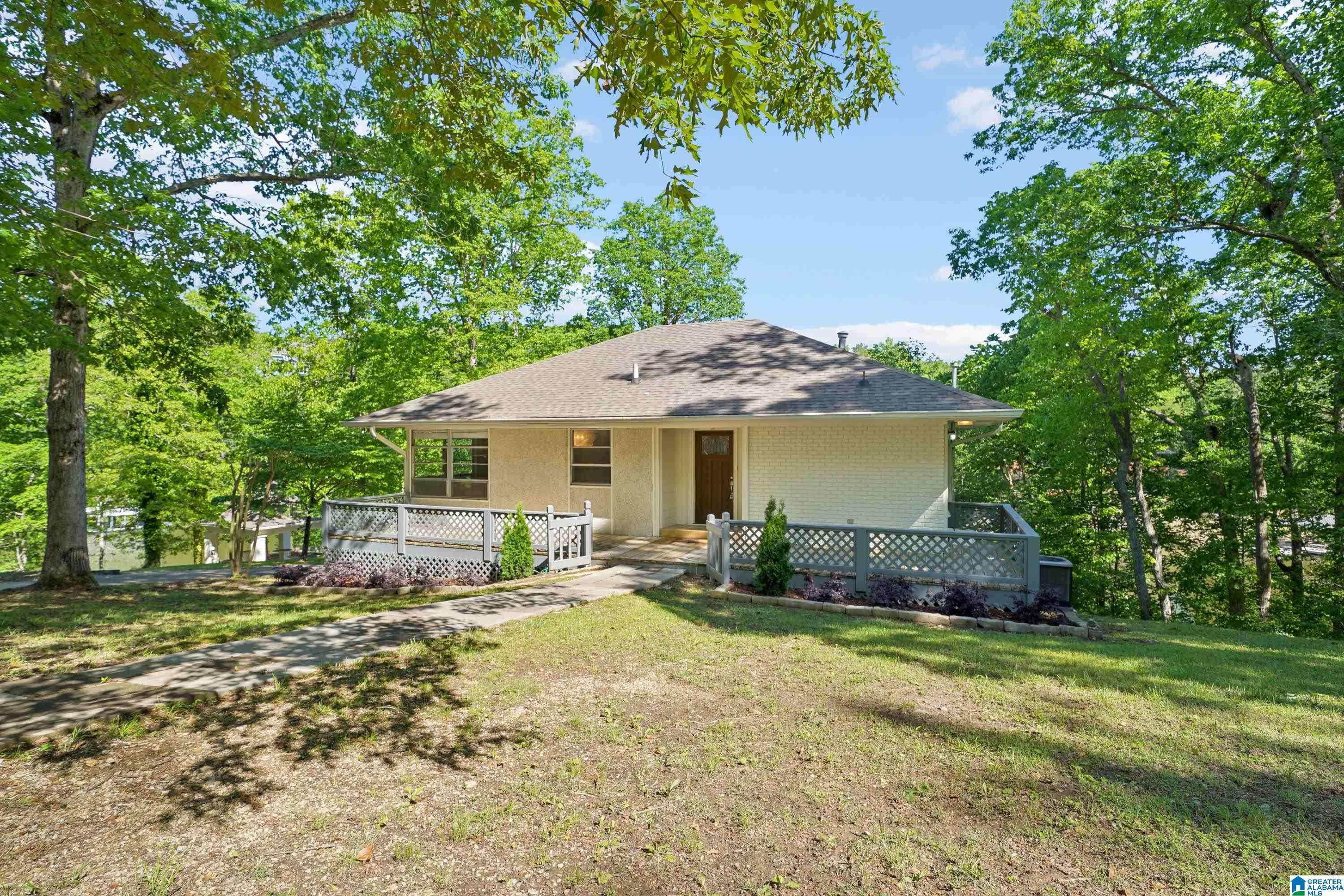 Oneonta, AL 35121,135 SUNSET BOULEVARD