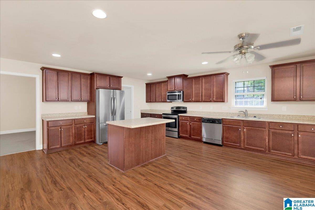 Montevallo, AL 35115,1004 HIDDEN FOREST DRIVE