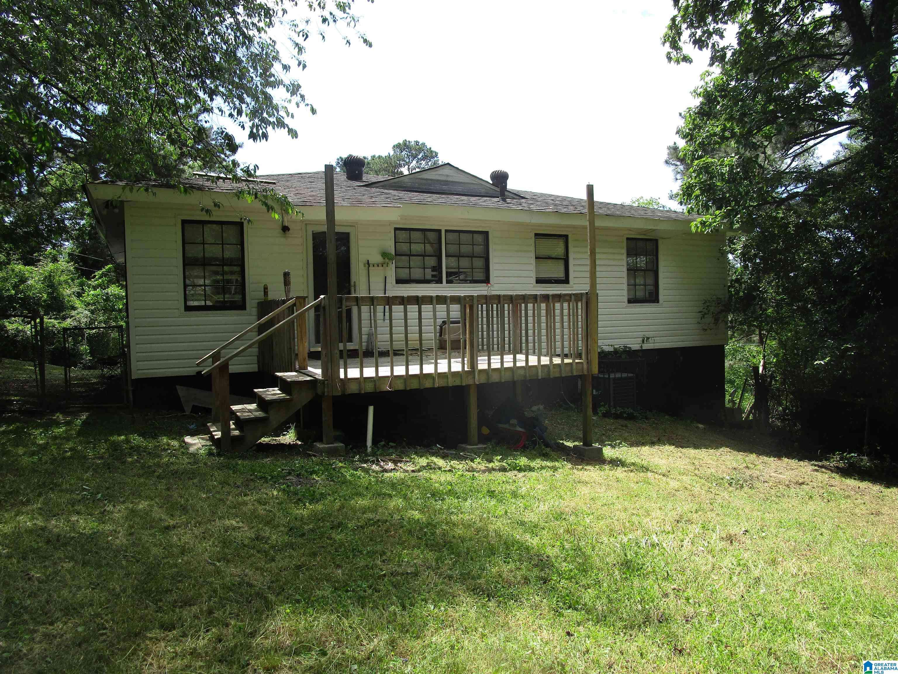 Center Point, AL 35215,1529 5TH PLACE NW