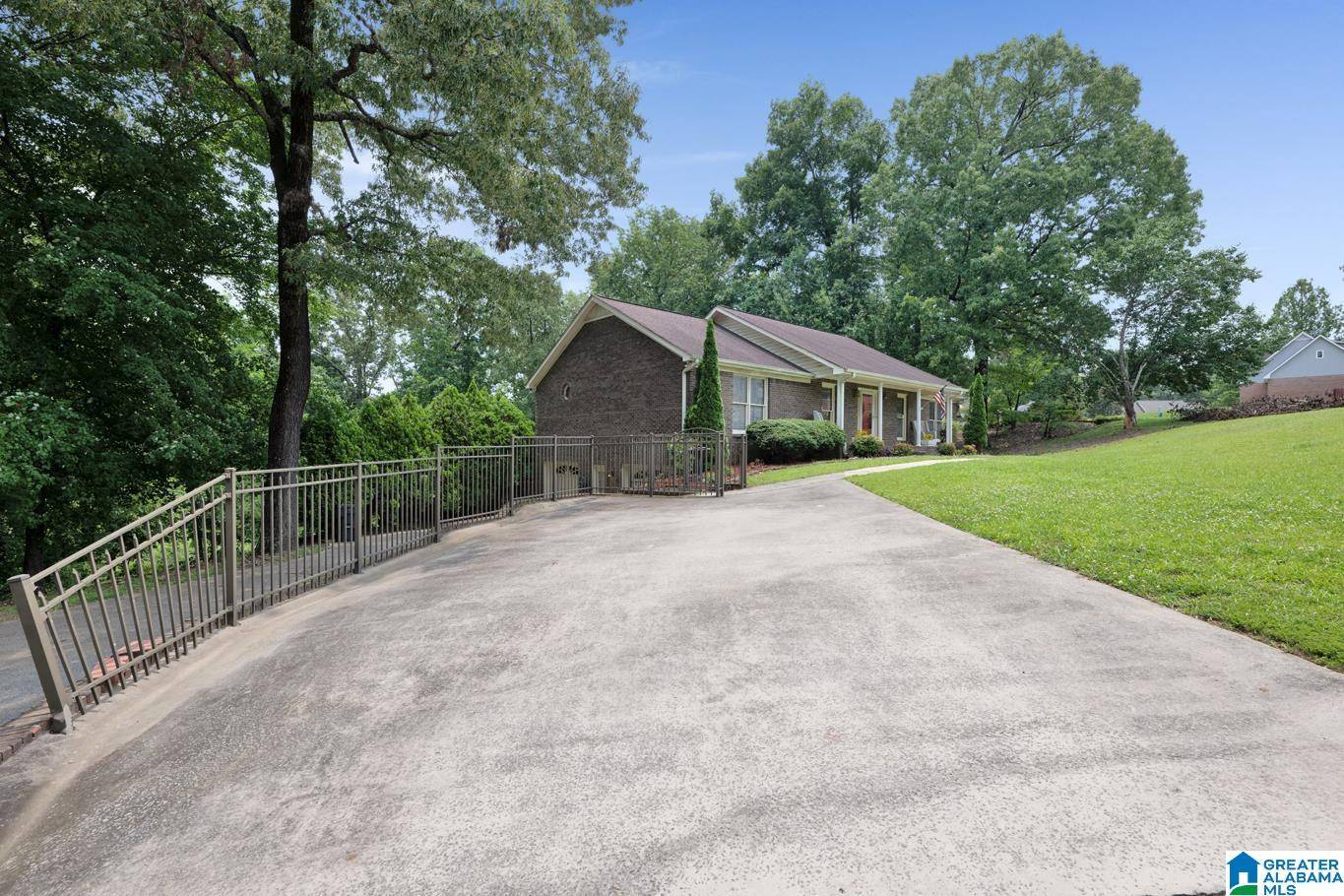 Gardendale, AL 35071,3043 HUNTERS RUN