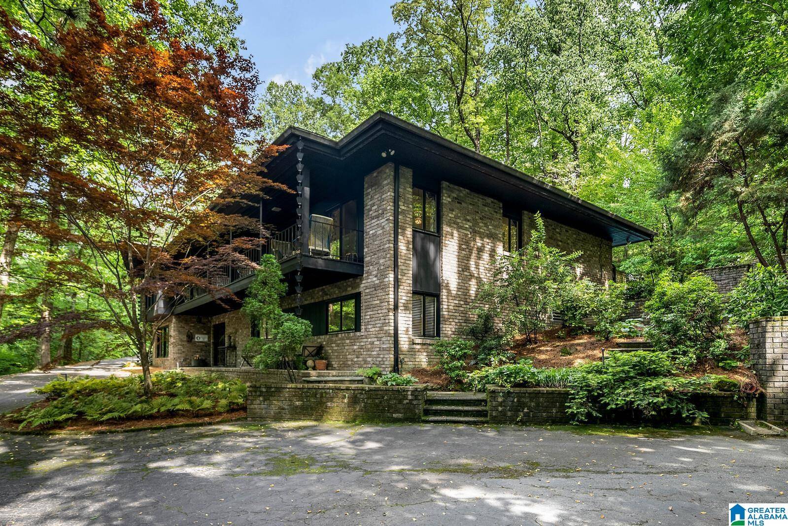Mountain Brook, AL 35223,3343 BROOKWOOD ROAD