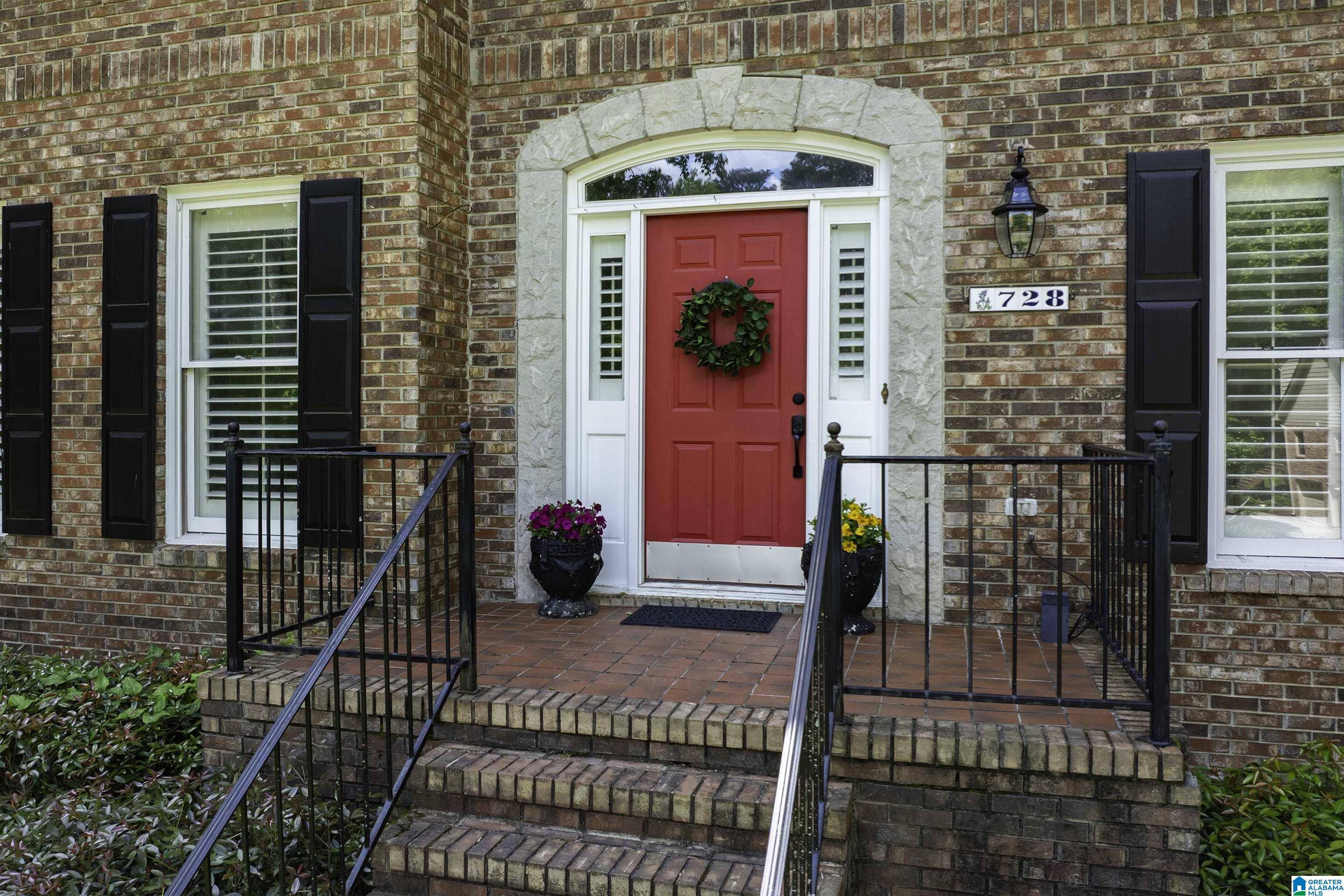 Vestavia Hills, AL 35226,728 KENDALL DRIVE