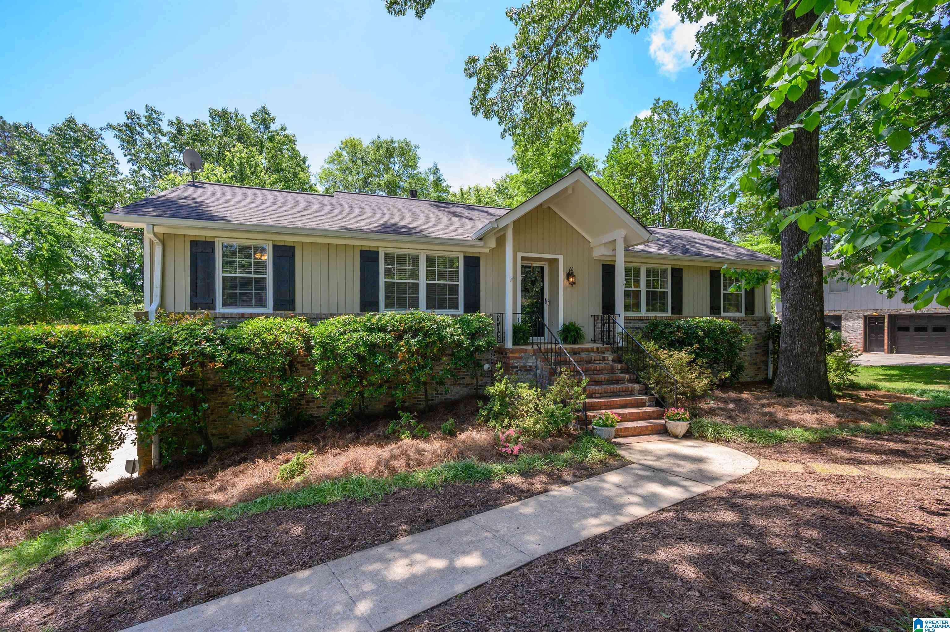Hoover, AL 35244,320 CAMBO LANE