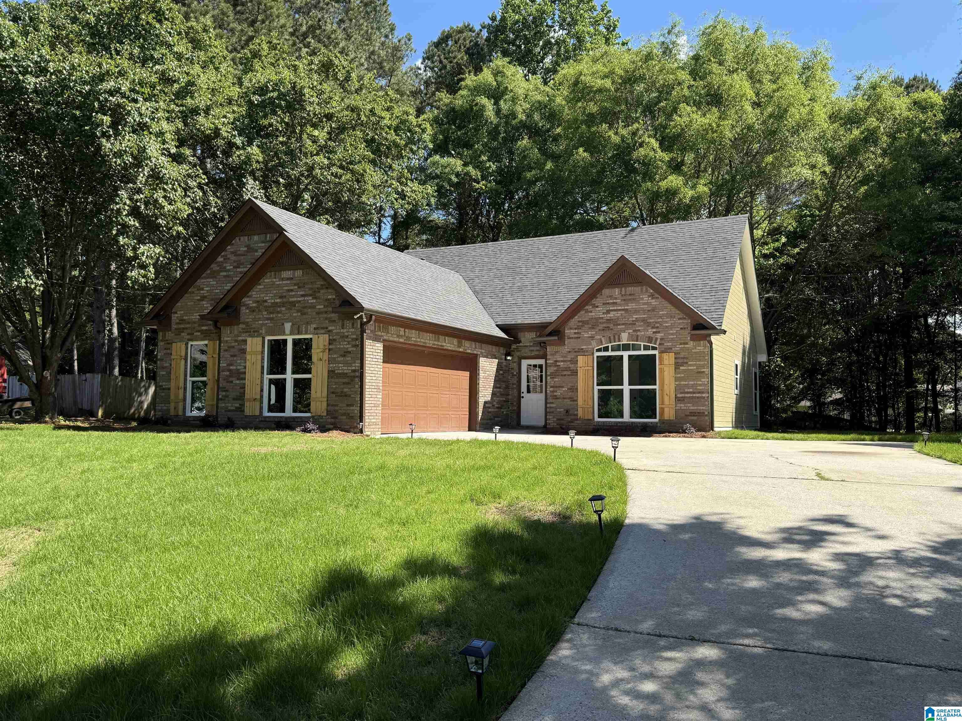 Chelsea, AL 35043,301 SHELBY FOREST DRIVE