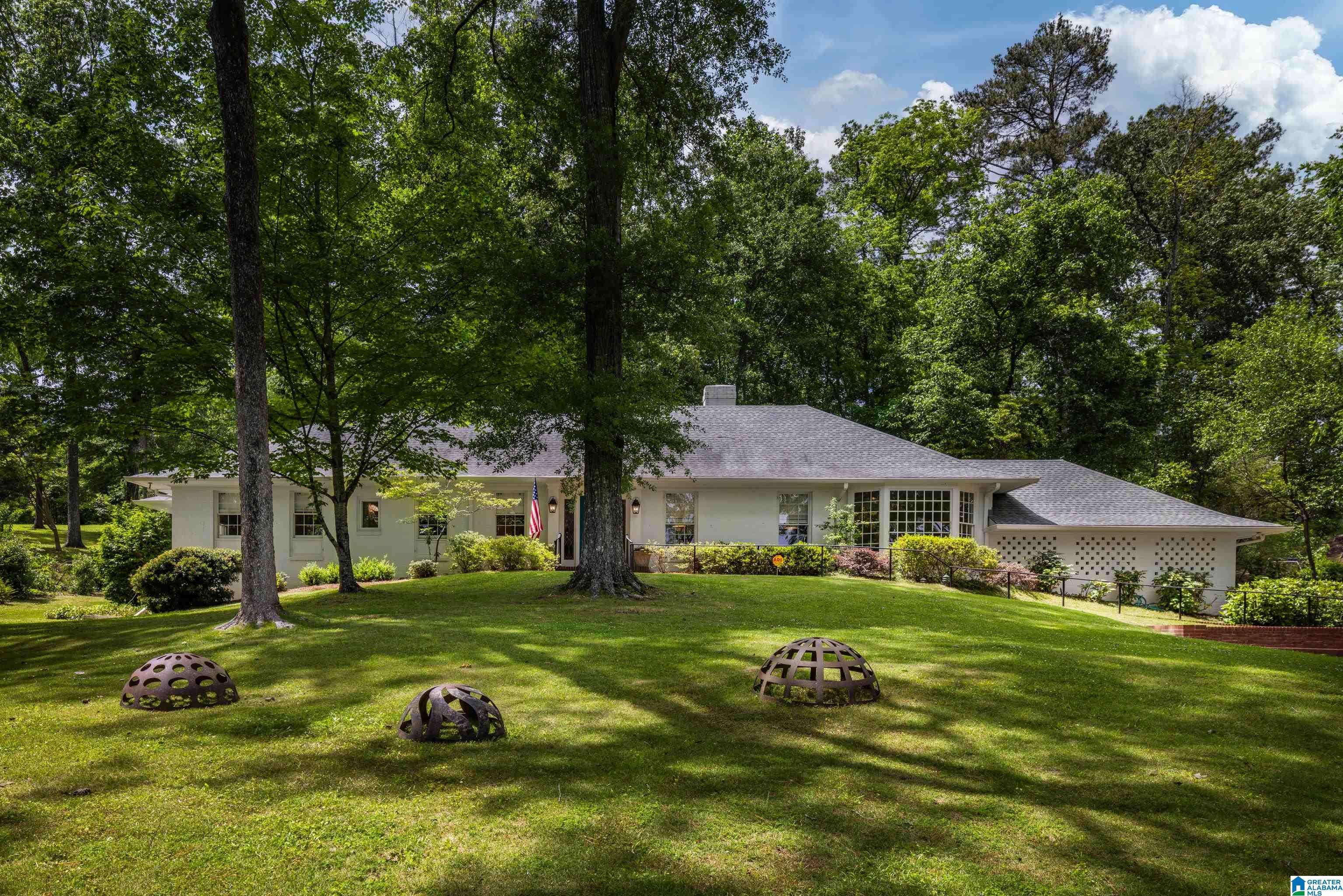 Mountain Brook, AL 35213,22 BEECHWOOD ROAD