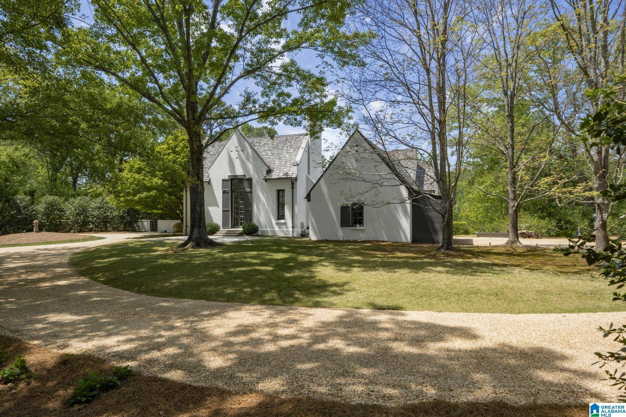 Mountain Brook, AL 35243,2708 ABINGDON ROAD