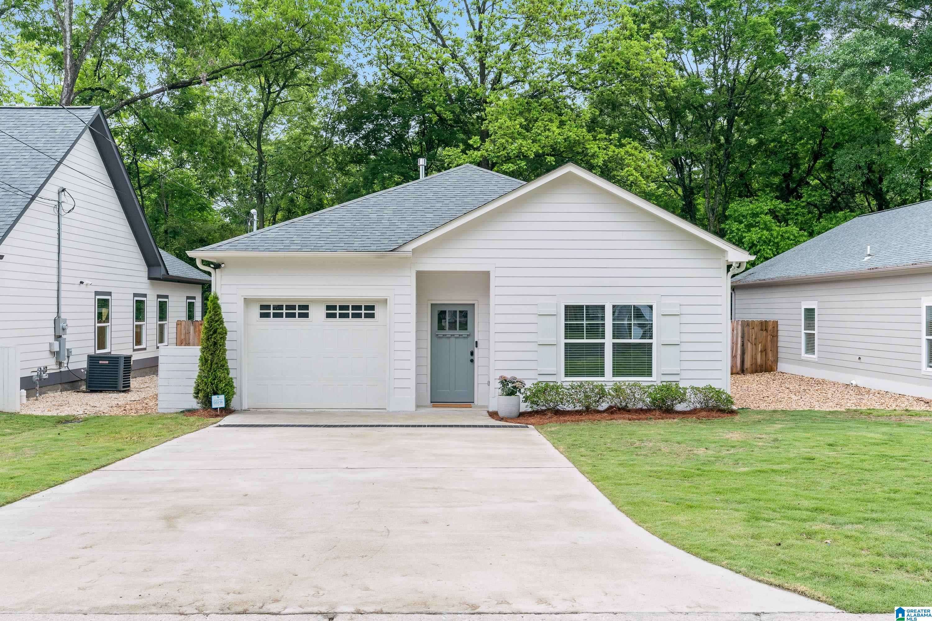 Irondale, AL 35210,2213 3RD AVENUE S