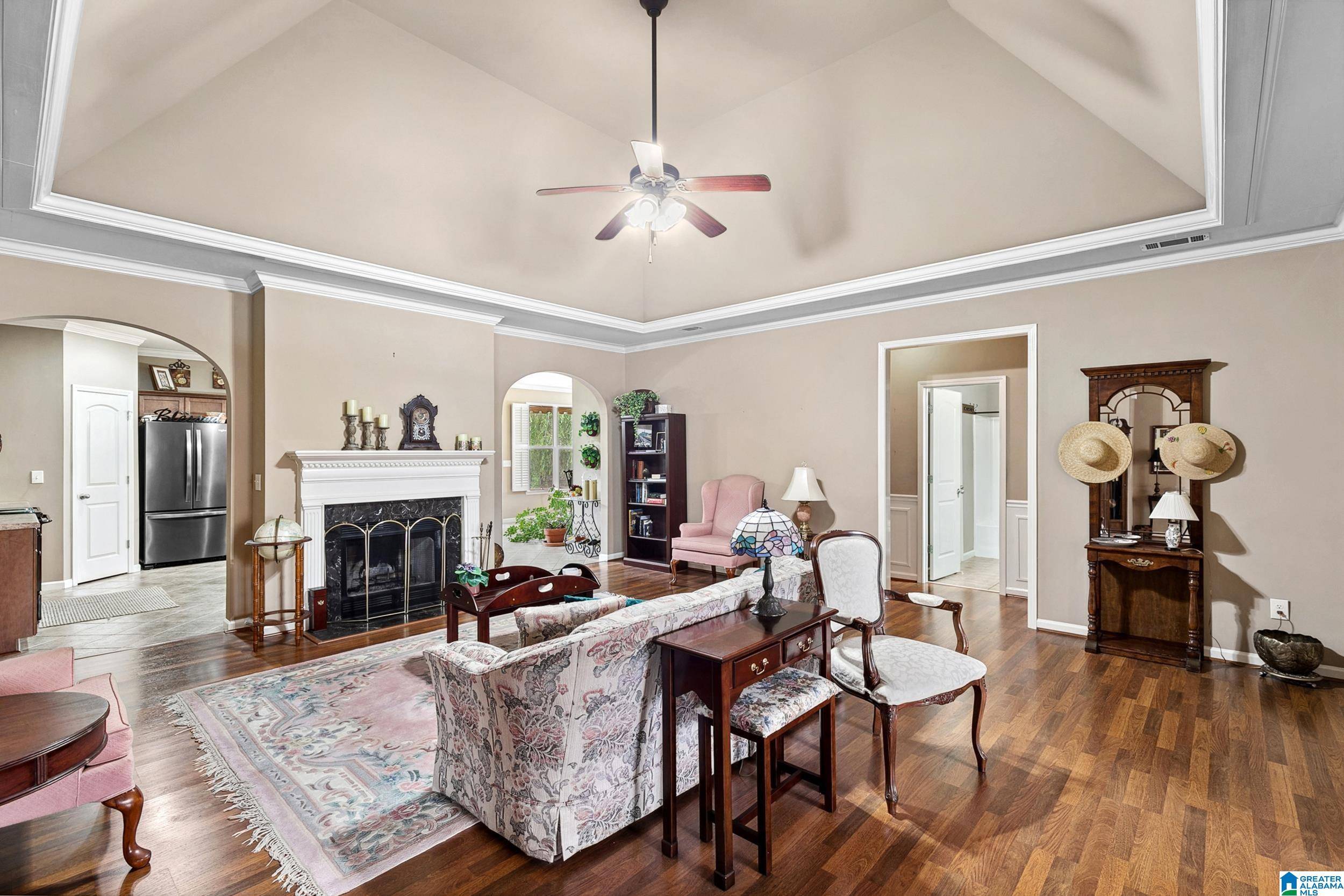 Gardendale, AL 35071,1390 MOUNTAIN LANE