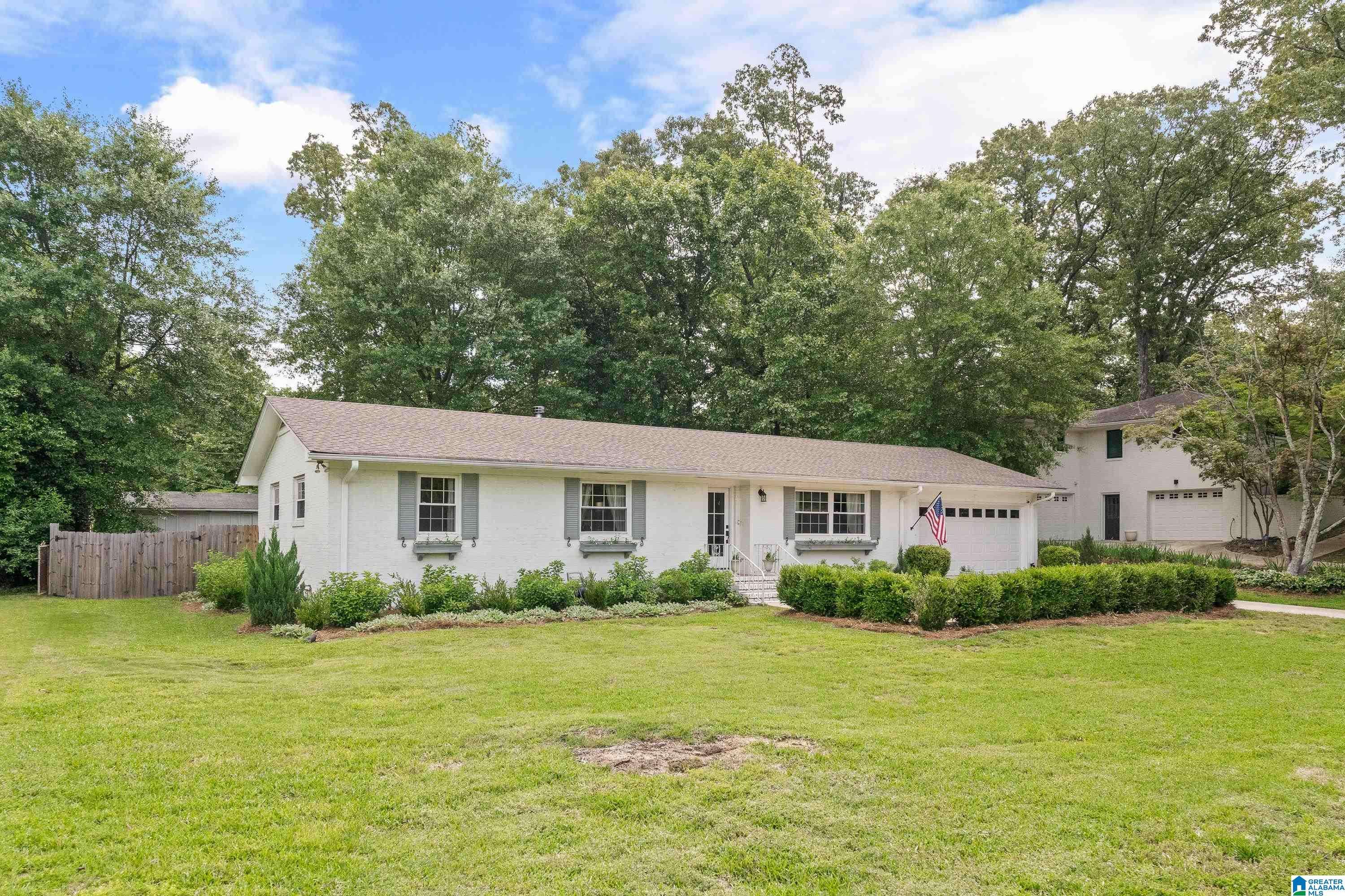 Vestavia Hills, AL 35243,3144 WOODHAVEN DRIVE