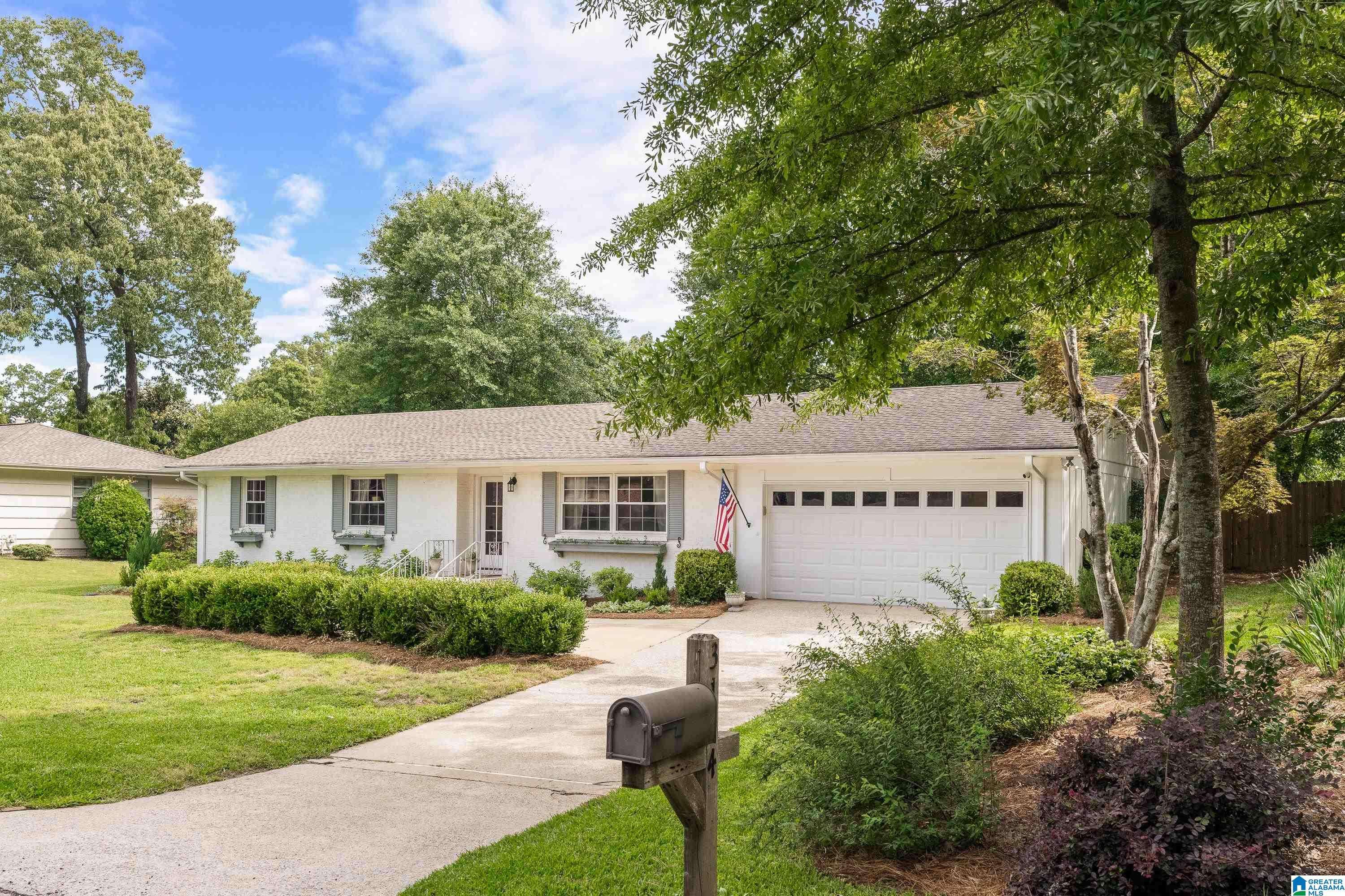 Vestavia Hills, AL 35243,3144 WOODHAVEN DRIVE