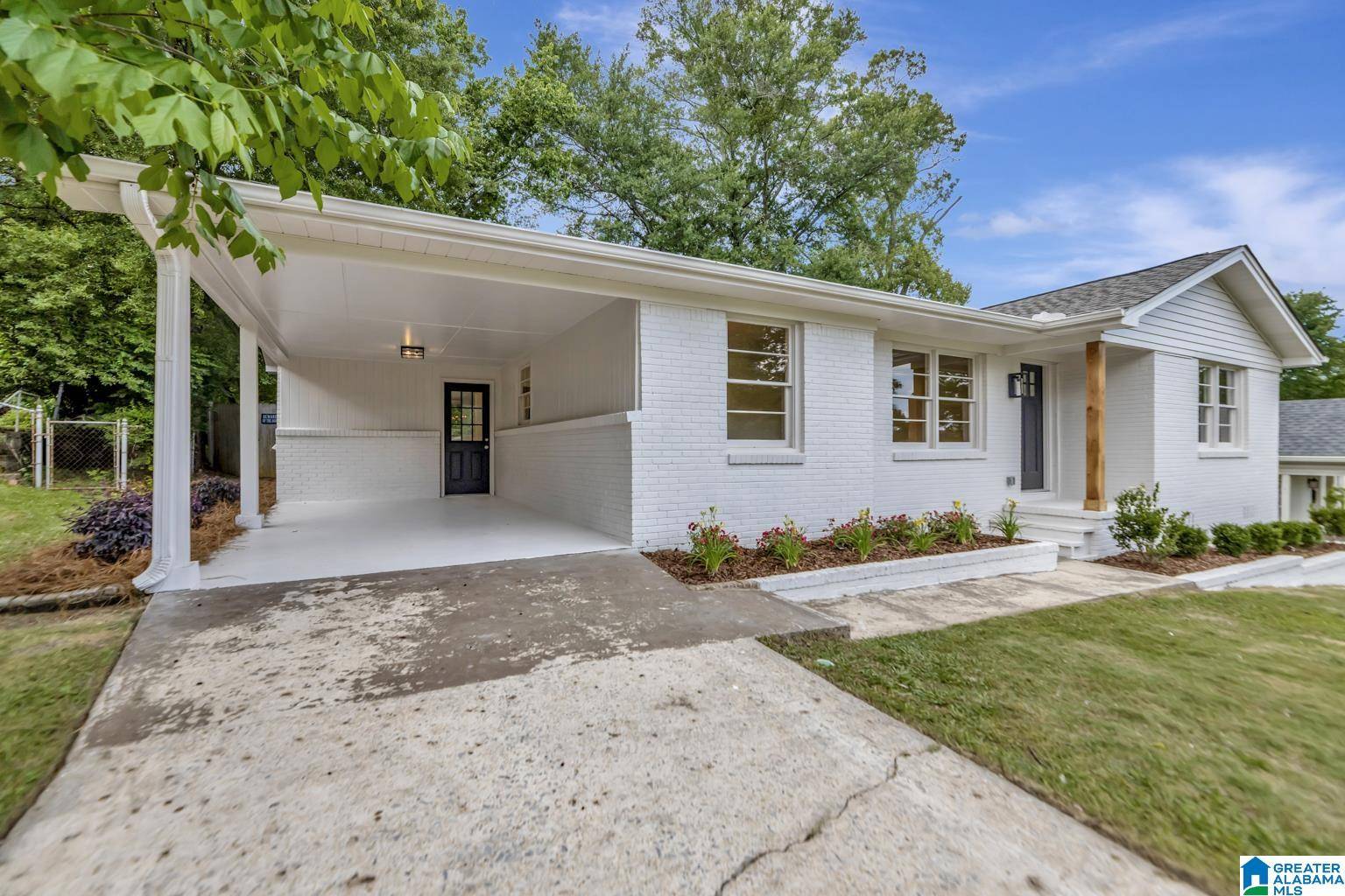 Irondale, AL 35210,1324 LAURENCE STREET