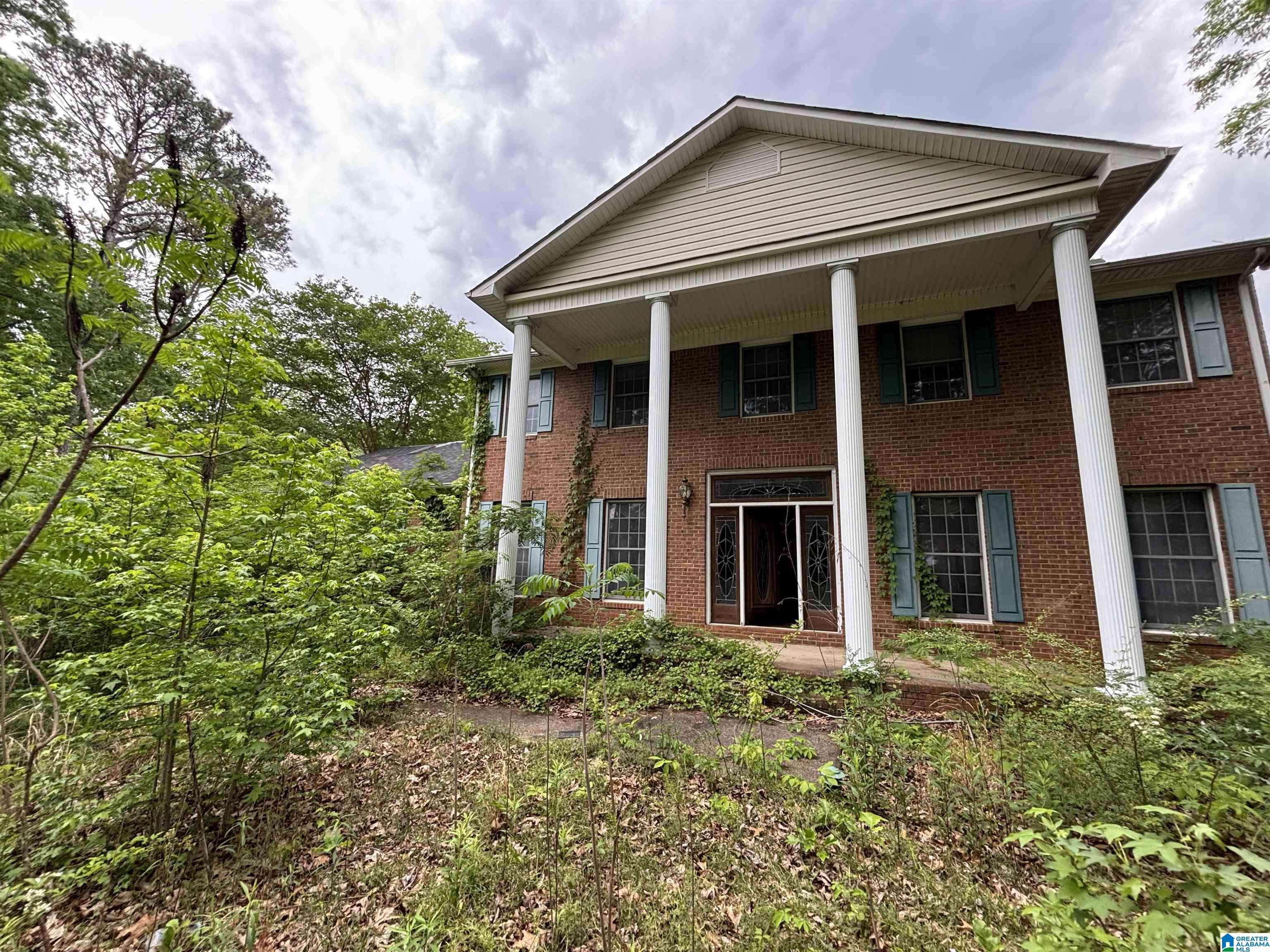 Jacksonville, AL 36265,989 W POINT ROAD