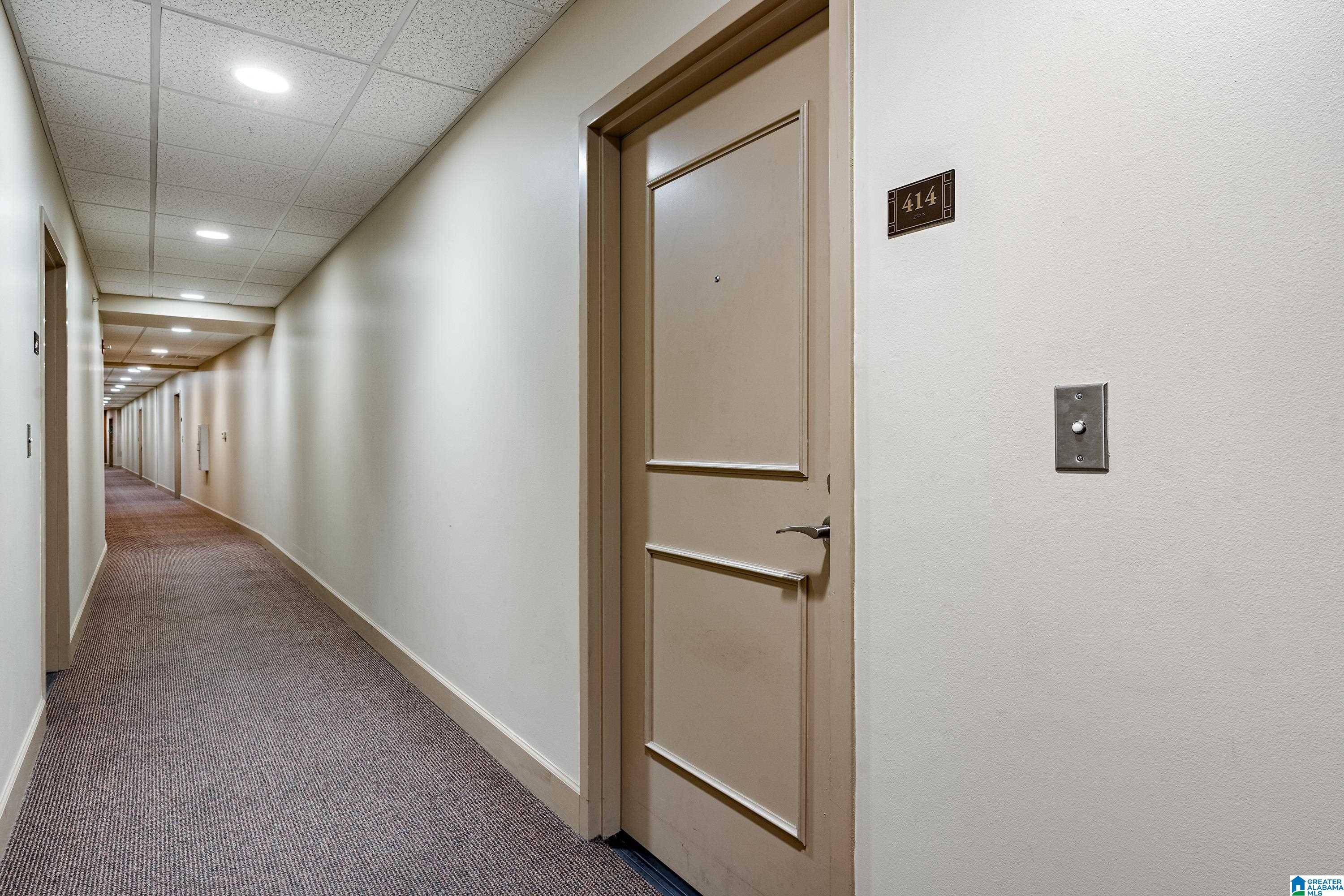 Homewood, AL 35209,1040 BROADWAY PARK #414