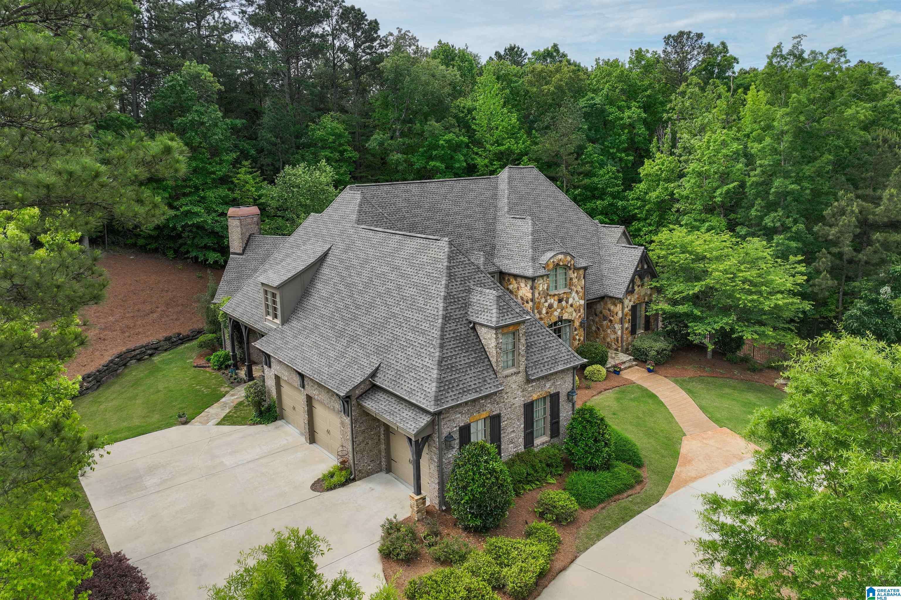 Vestavia Hills, AL 35242,4389 KINGS MOUNTAIN RIDGE
