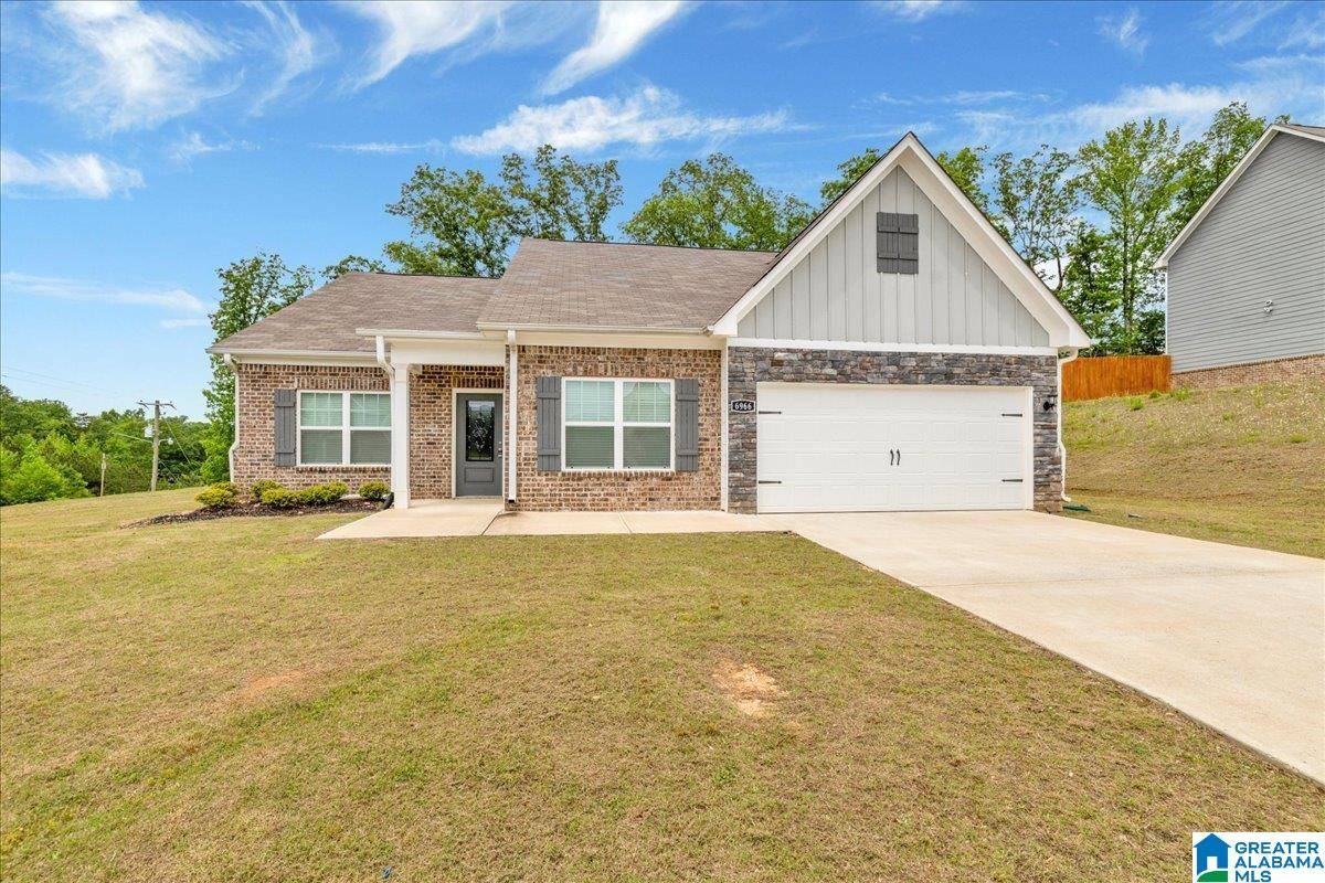 Pinson, AL 35126,6966 REBECCA LANE
