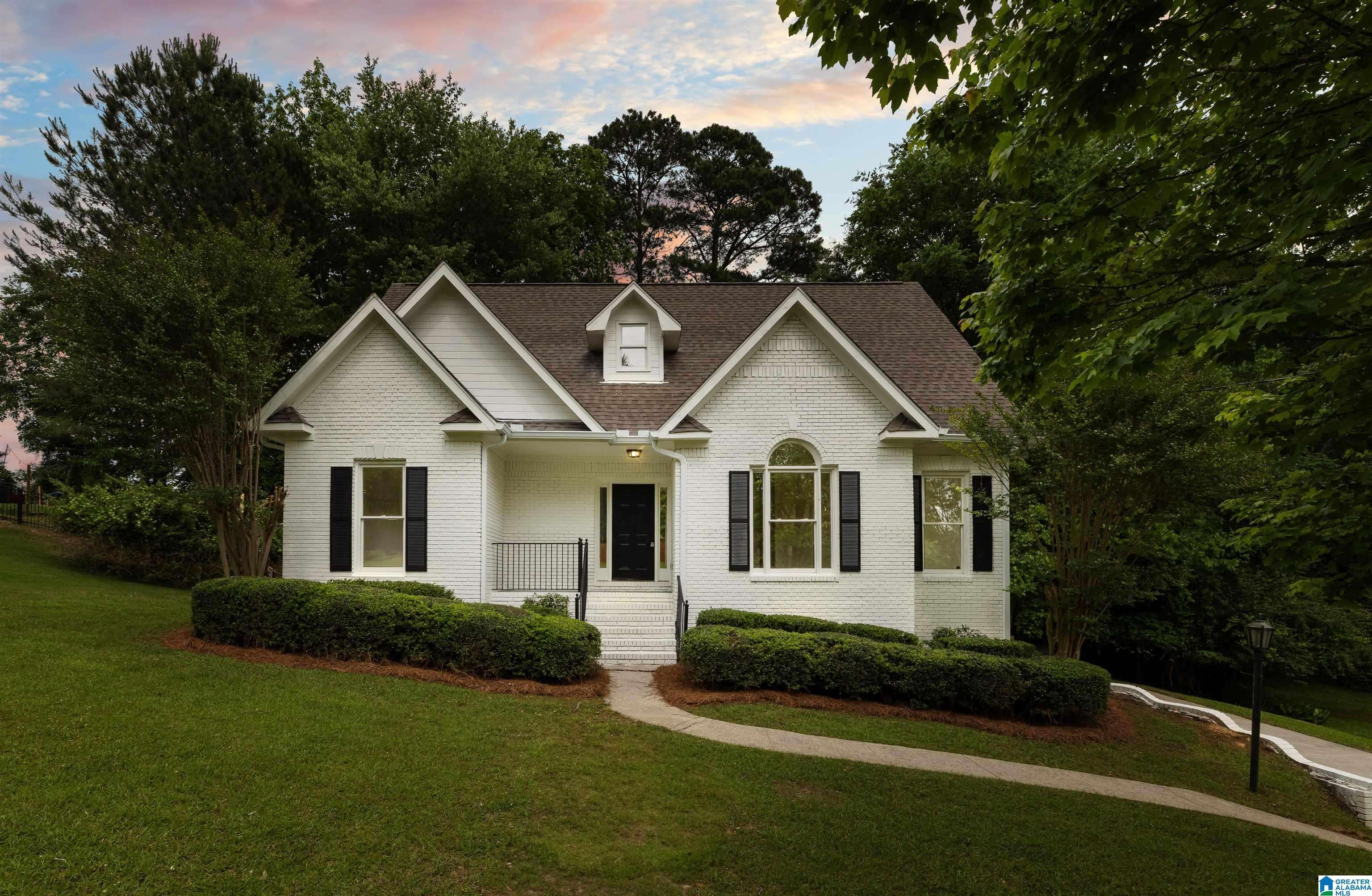 Trussville, AL 35173,7541 CARRIAGE COVE