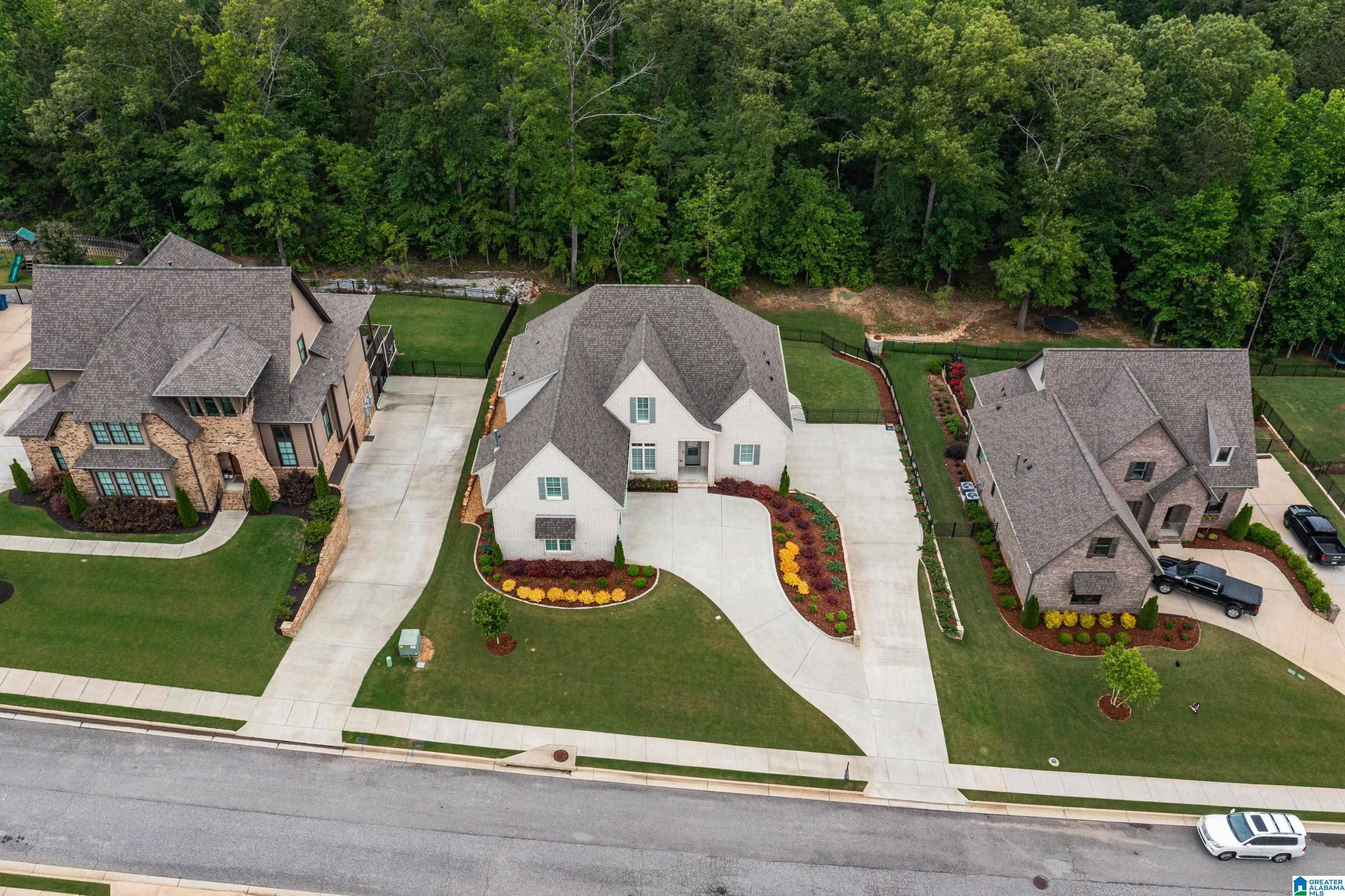 Birmingham, AL 35242,1052 GLENDALE DRIVE