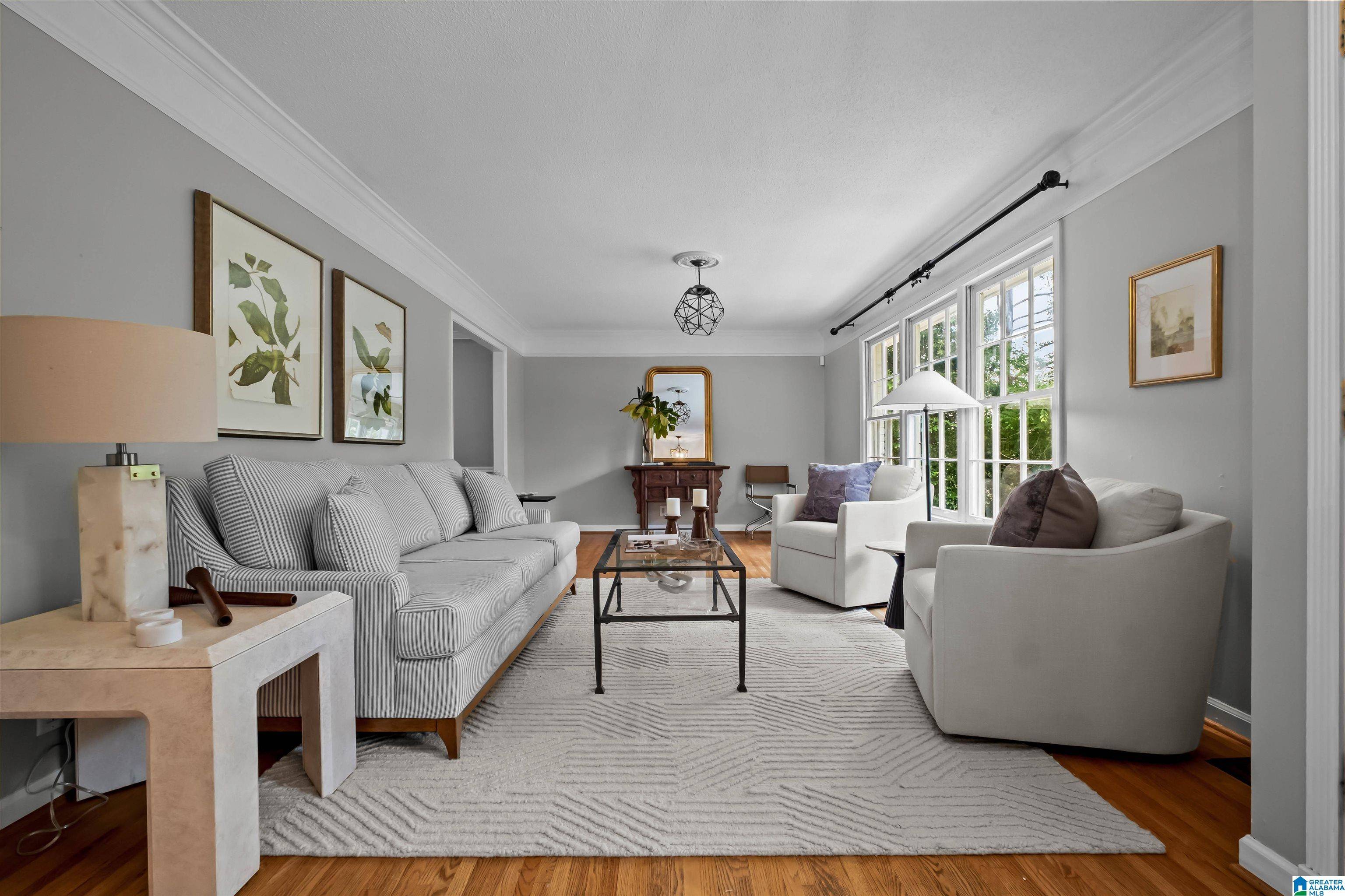 Vestavia Hills, AL 35216,2208 GARLAND DRIVE