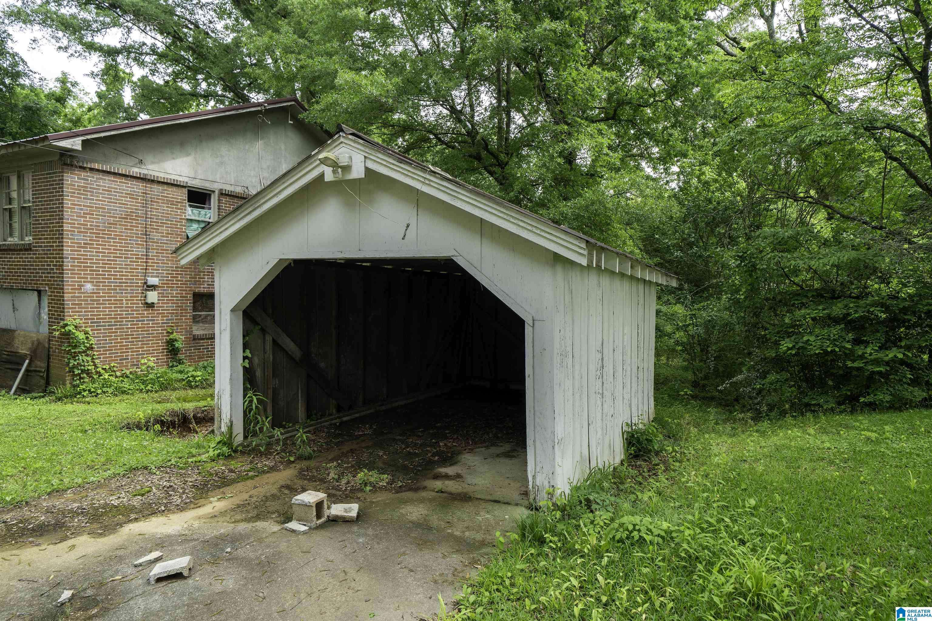 Hueytown, AL 35023,115 FOUST AVENUE