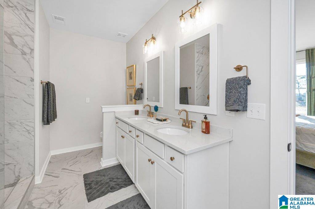 Hoover, AL 35244,5502 SAGE STREET #5502