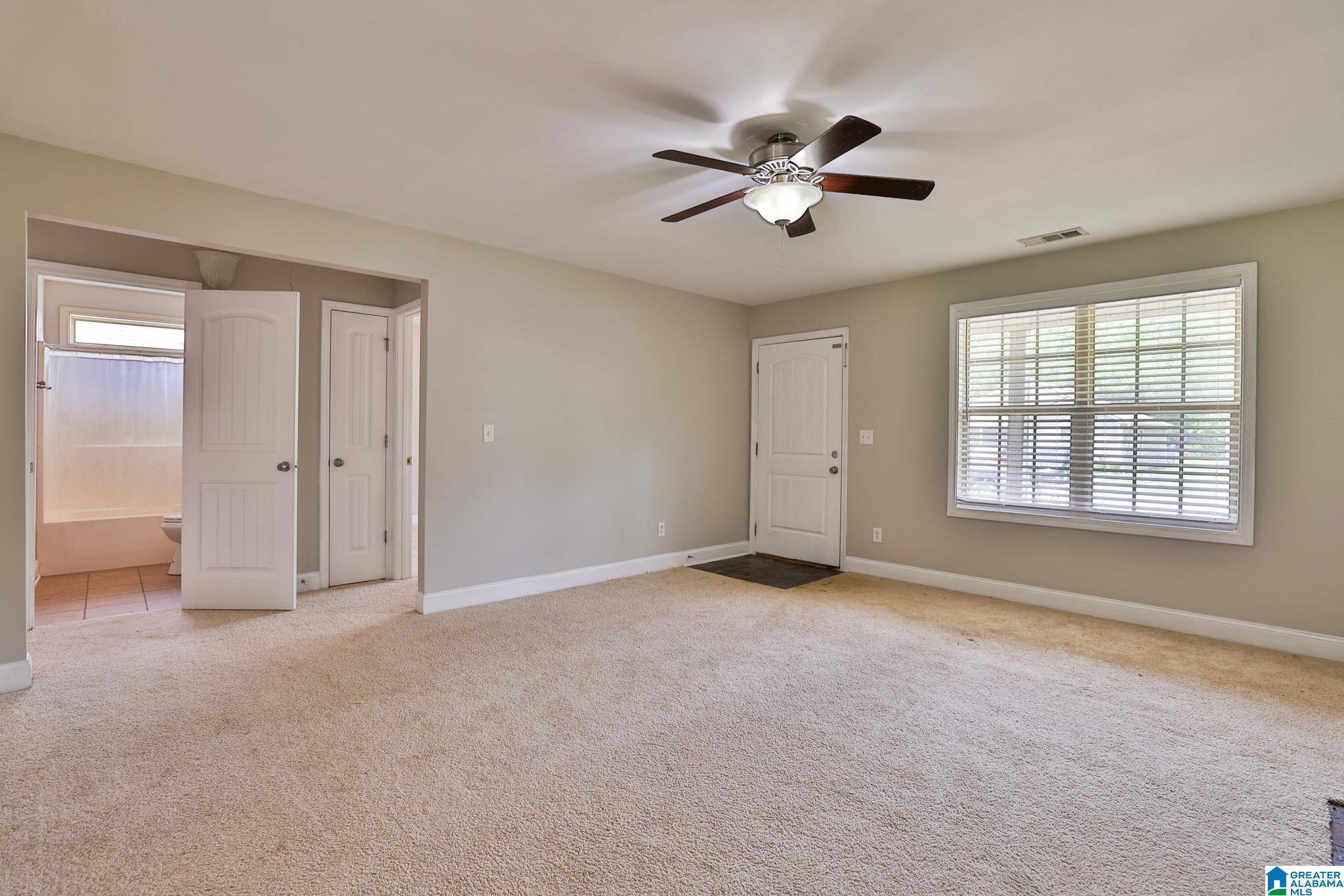 Pell City, AL 35125,584 FOX RUN CIRCLE
