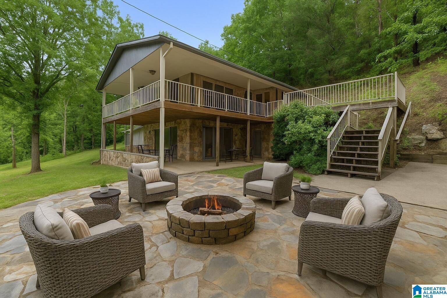 Oneonta, AL 35121,214 NORTHSHORE DRIVE