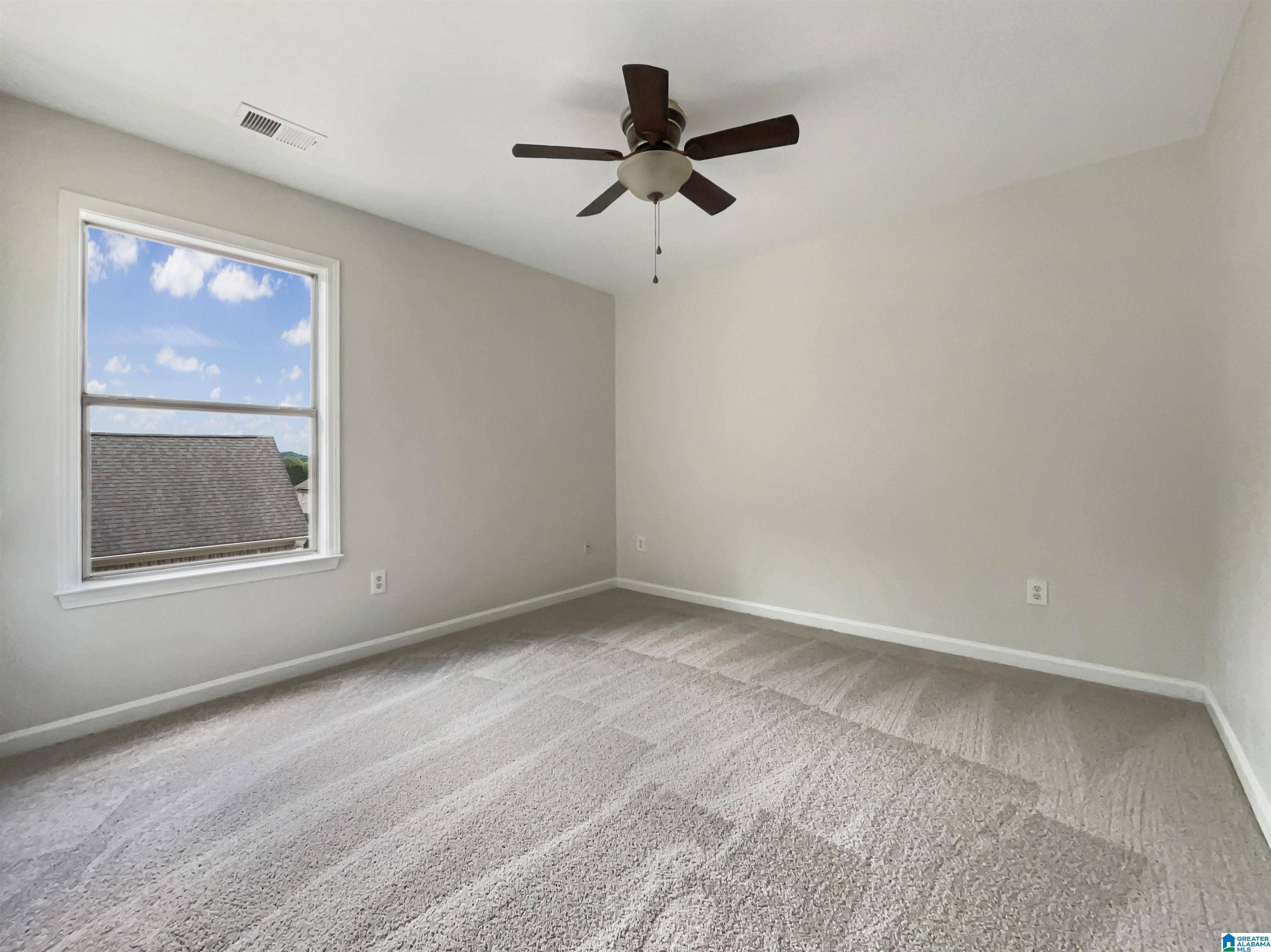 Sterrett, AL 35147,5882 FOREST LAKES COVE