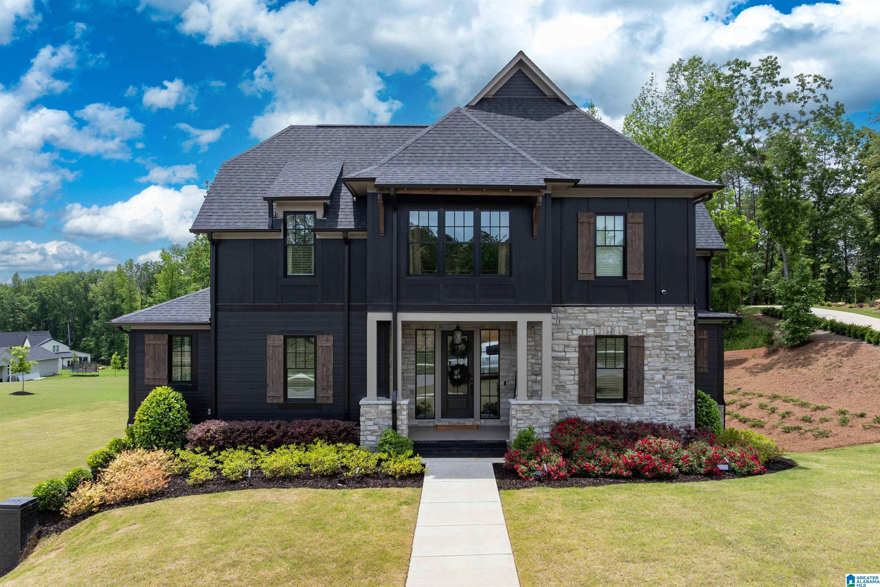 Hoover, AL 35244,916 LIVVY LANE