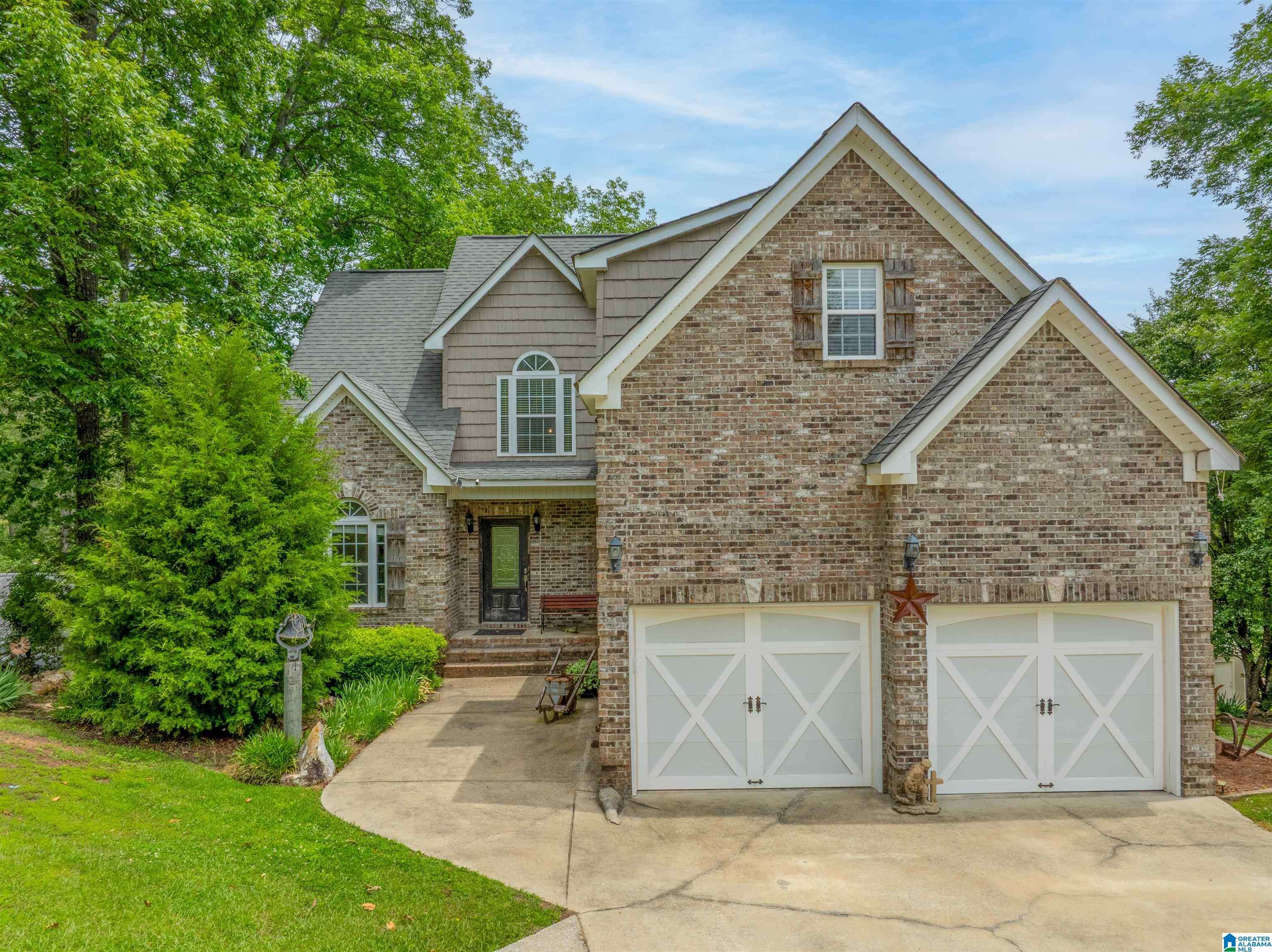 Talladega, AL 35160,101 HARBOR COVE