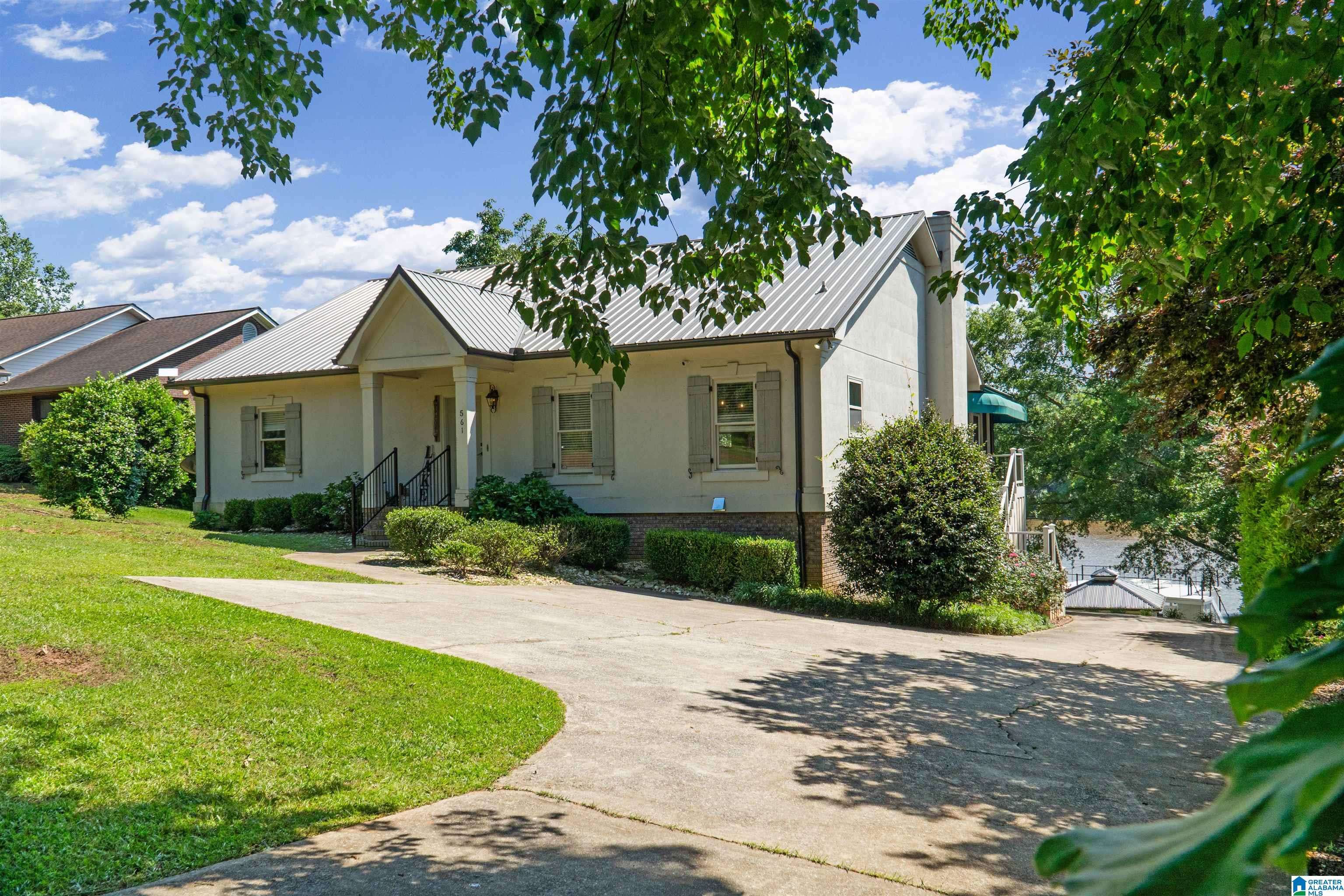 Wedowee, AL 36278,561 PENINSULA DRIVE