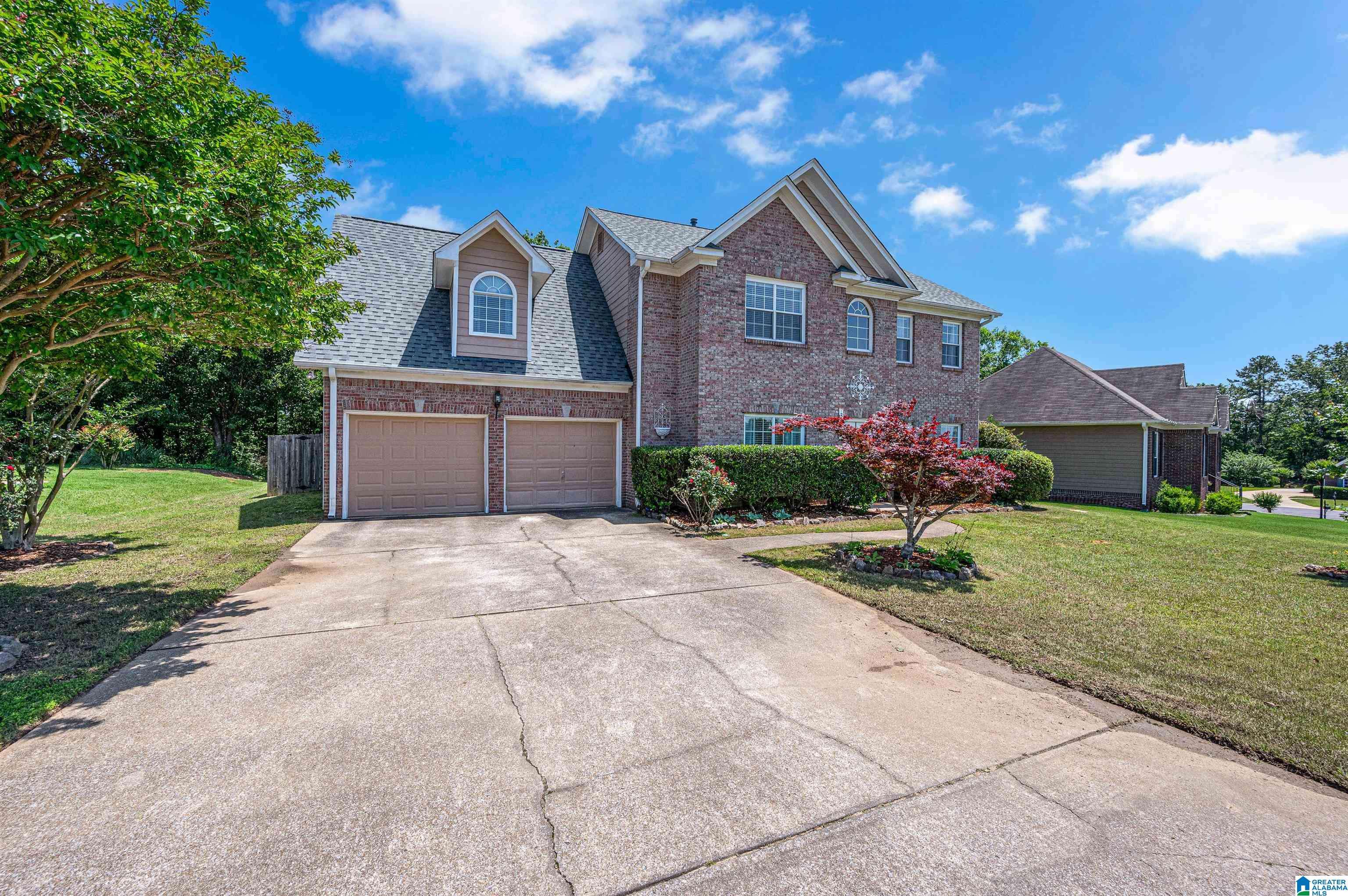 Trussville, AL 35173,3217 BARKWOOD TRACE