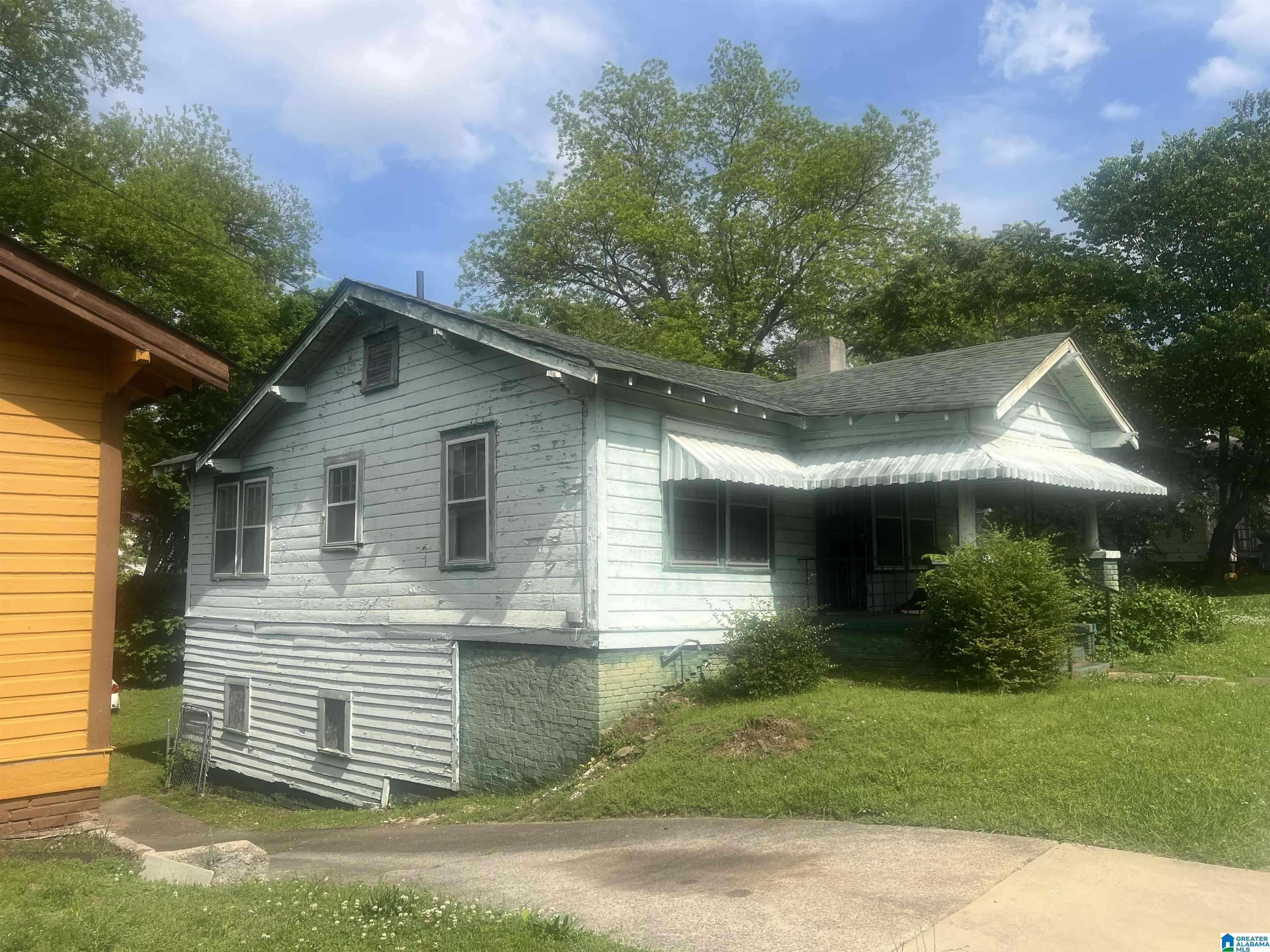 Birmingham, AL 35204,1319 16TH STREET N