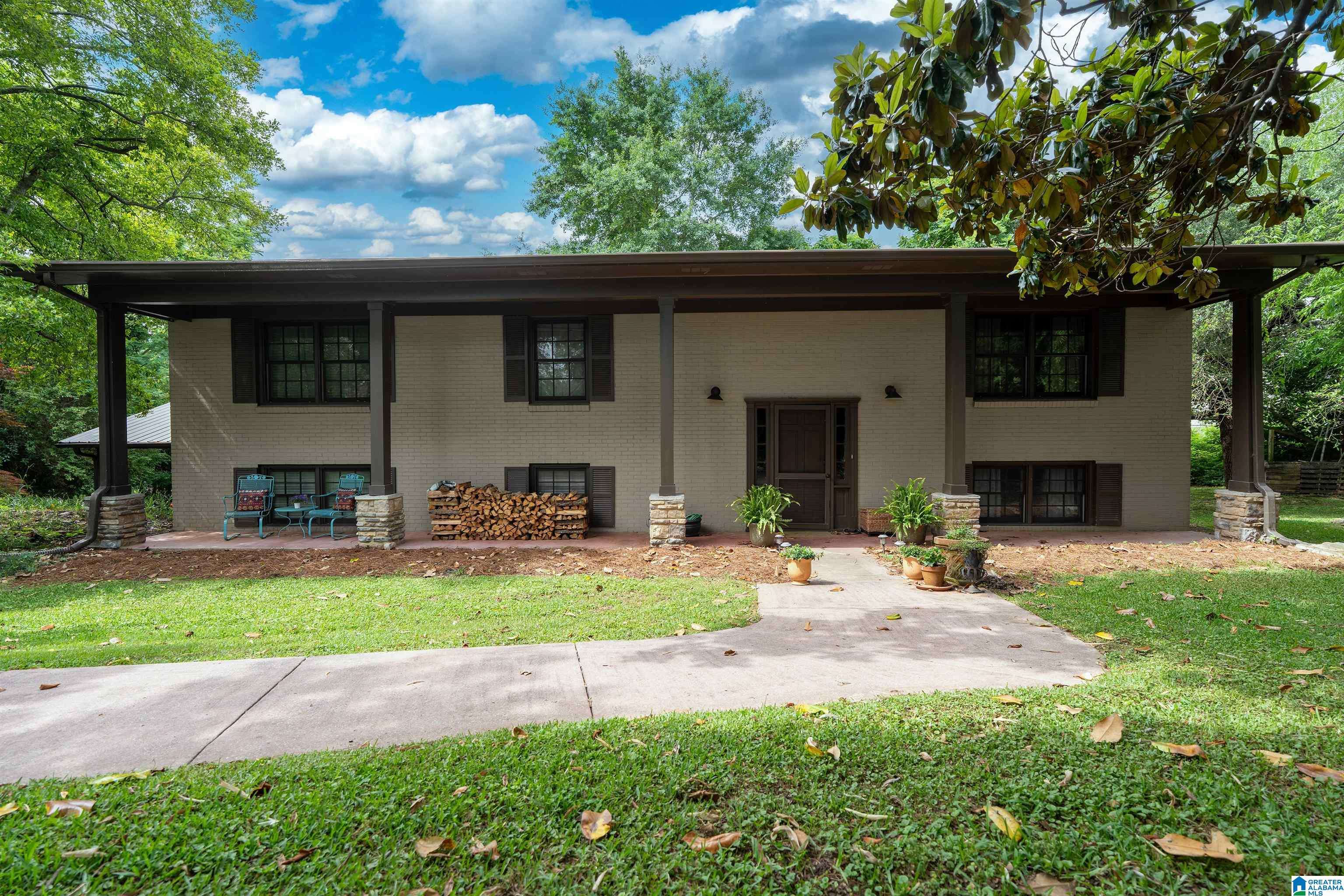 Vestavia Hills, AL 35243,3028 TWIN OAKS DRIVE
