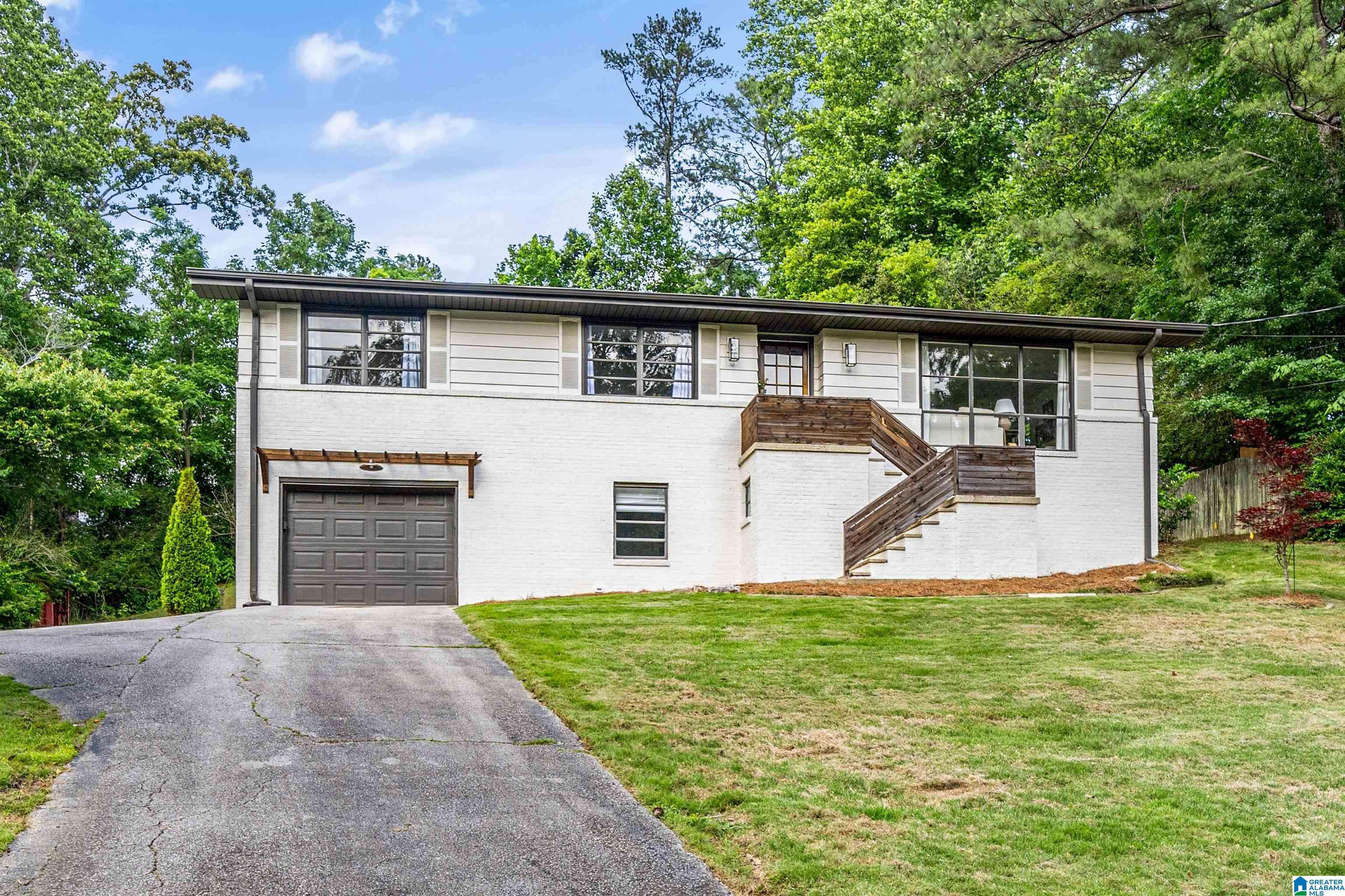Vestavia Hills, AL 35243,3348 VALLEY PARK DRIVE